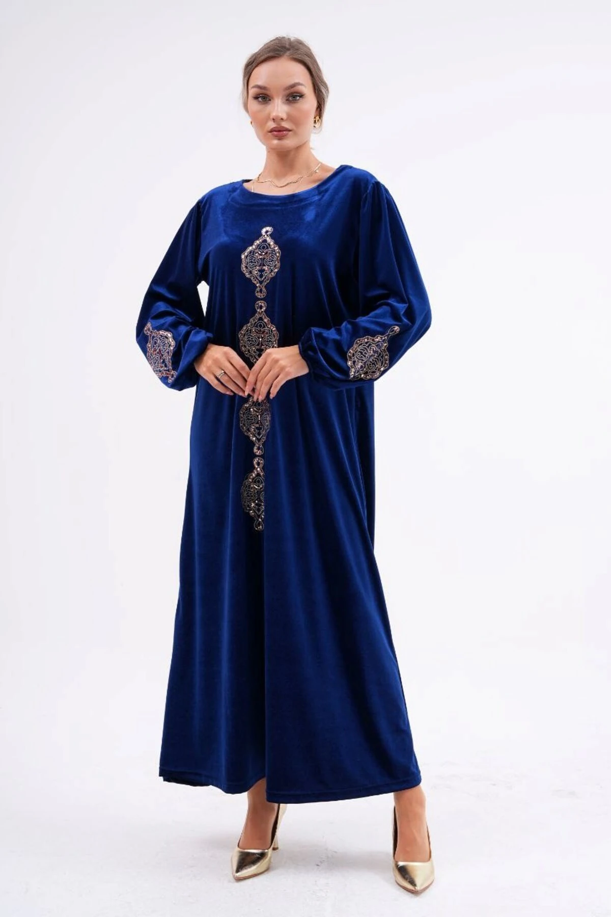 Nakış Detaylı Kadife Elbise image