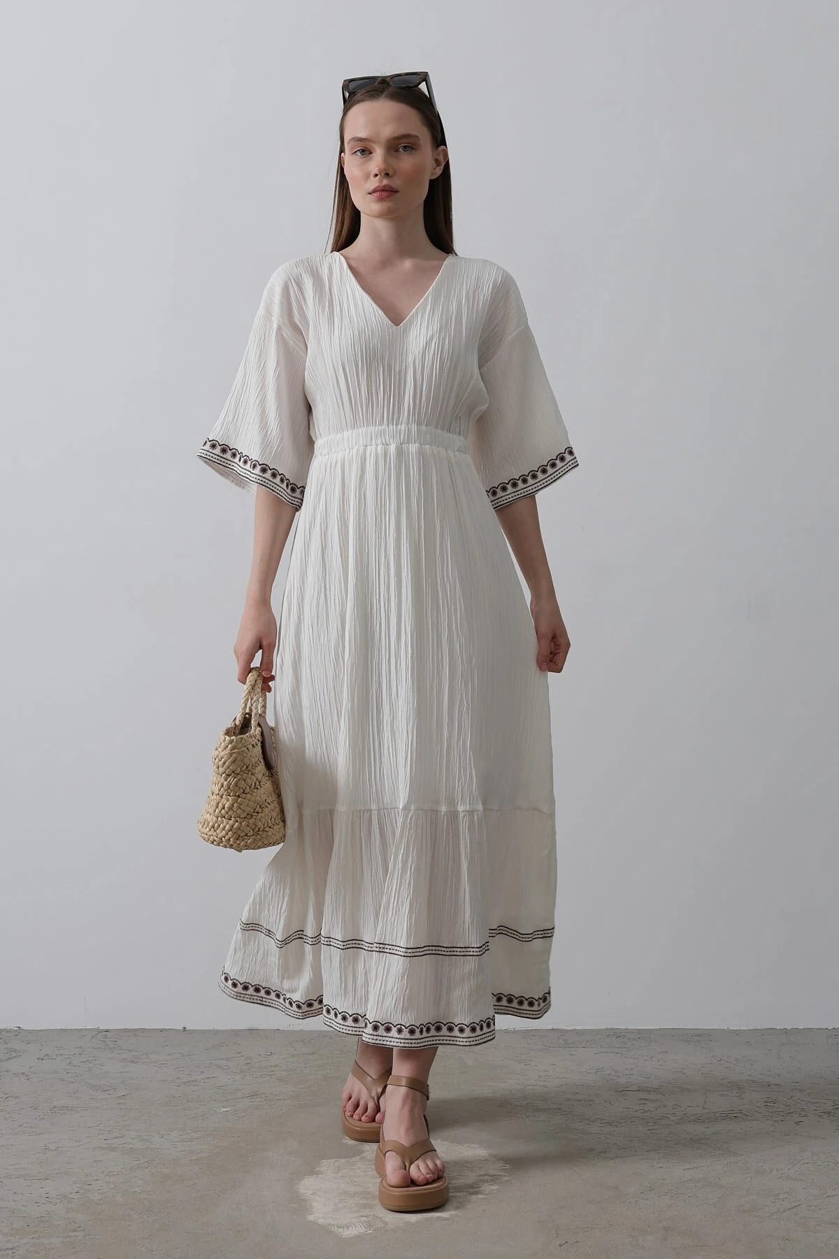 Beyaz thumbnail image