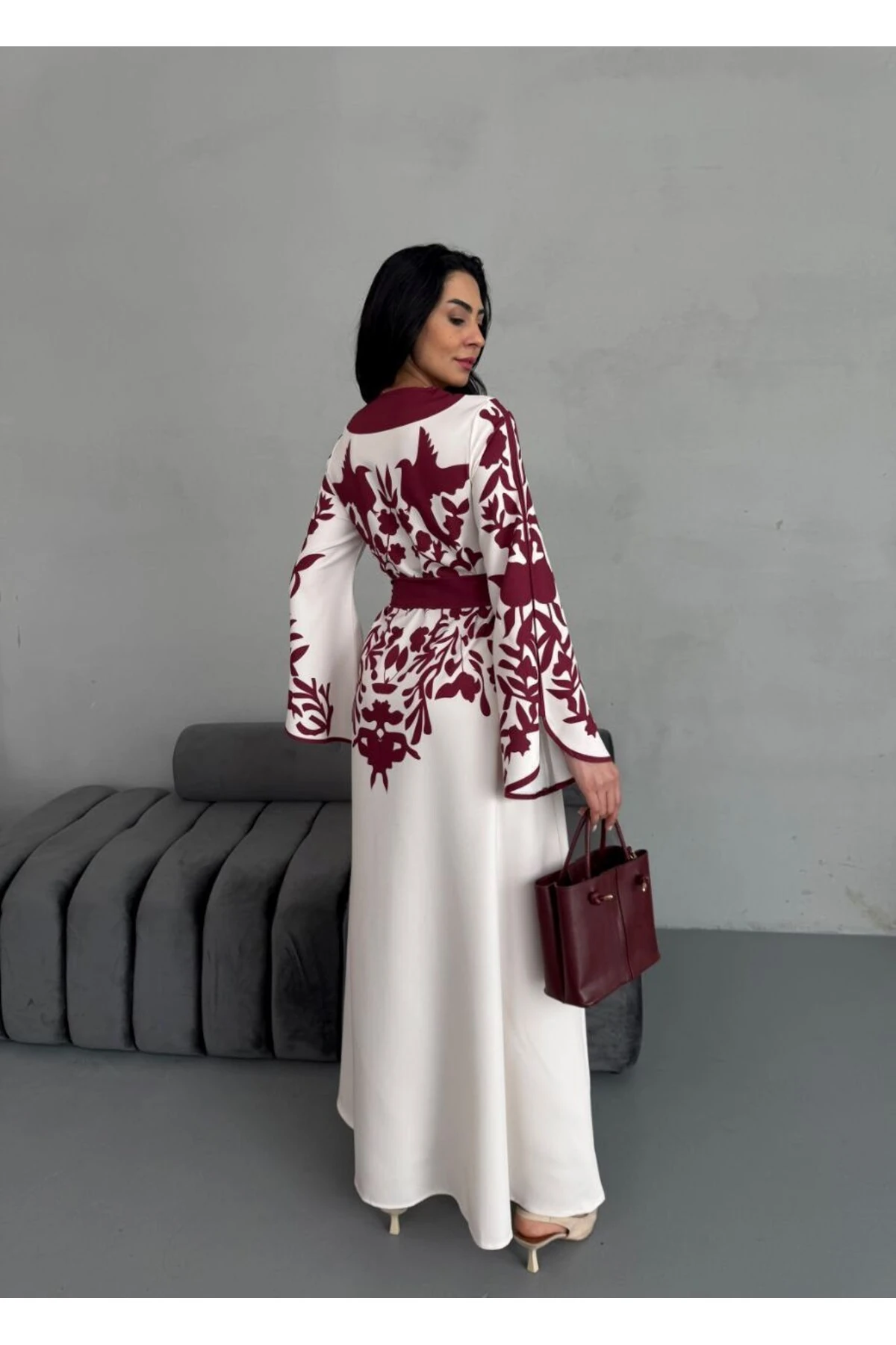 Atlas Kumaş Elbise (Kuşak Dahildir)