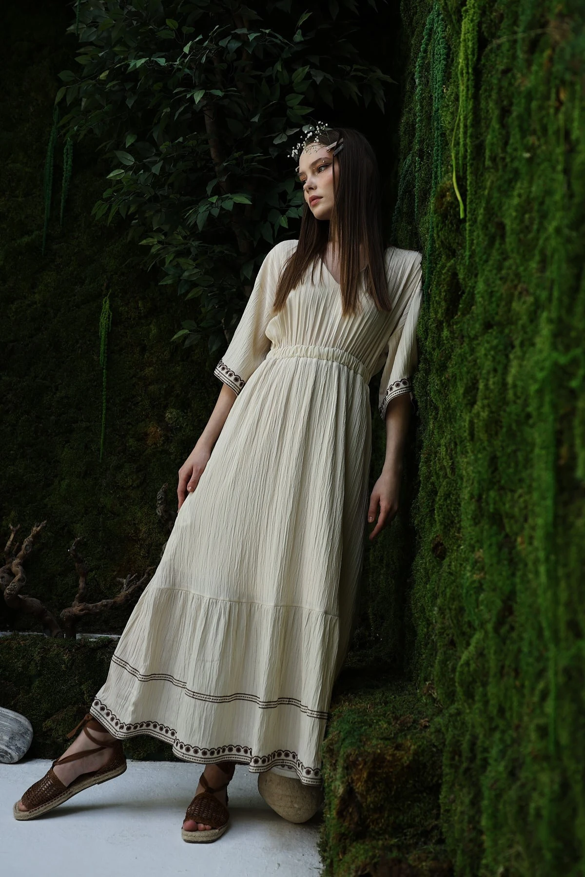 NAKIŞLI MUSLİN ELBİSE image