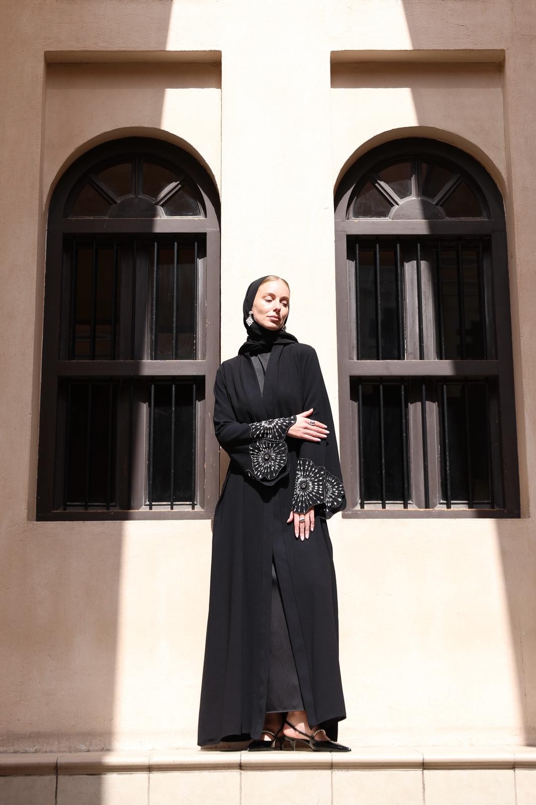 Işıltı Detaylı Abaya