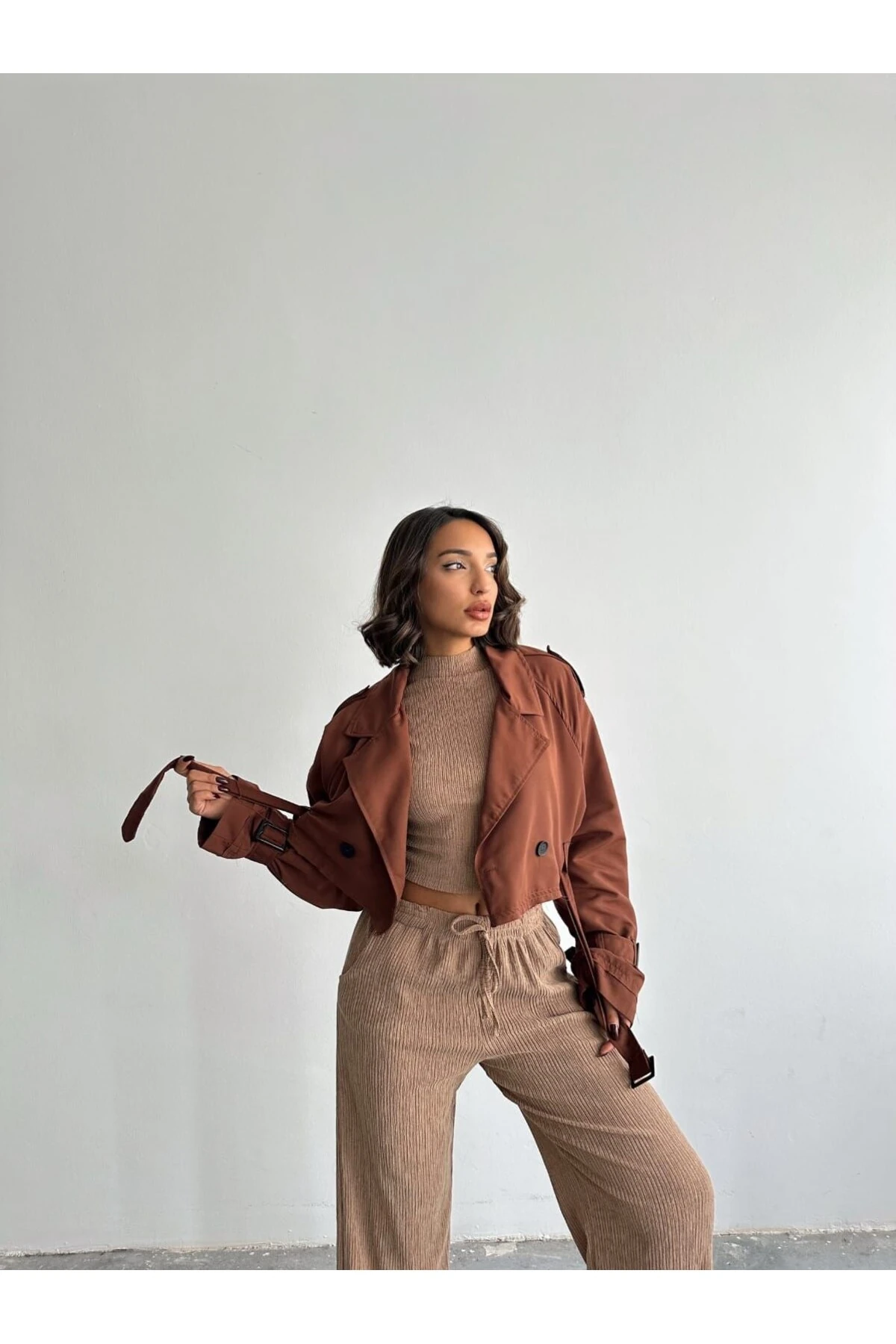 Kadın Oversize Şık Kısa Trençkot