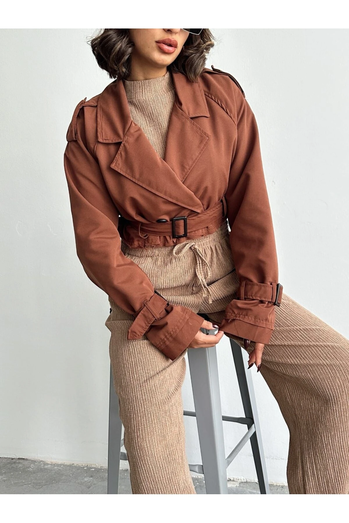 Kadın Oversize Şık Kısa Trençkot