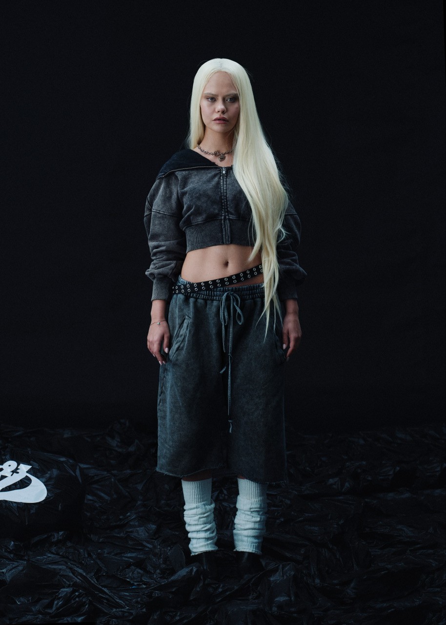 WUEN BLACK SHORT