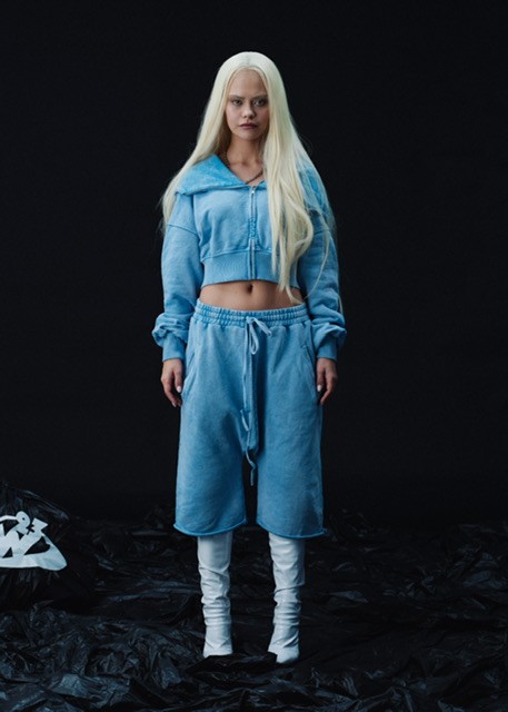 WUEN BABY BLUE CROP HOODIE 
