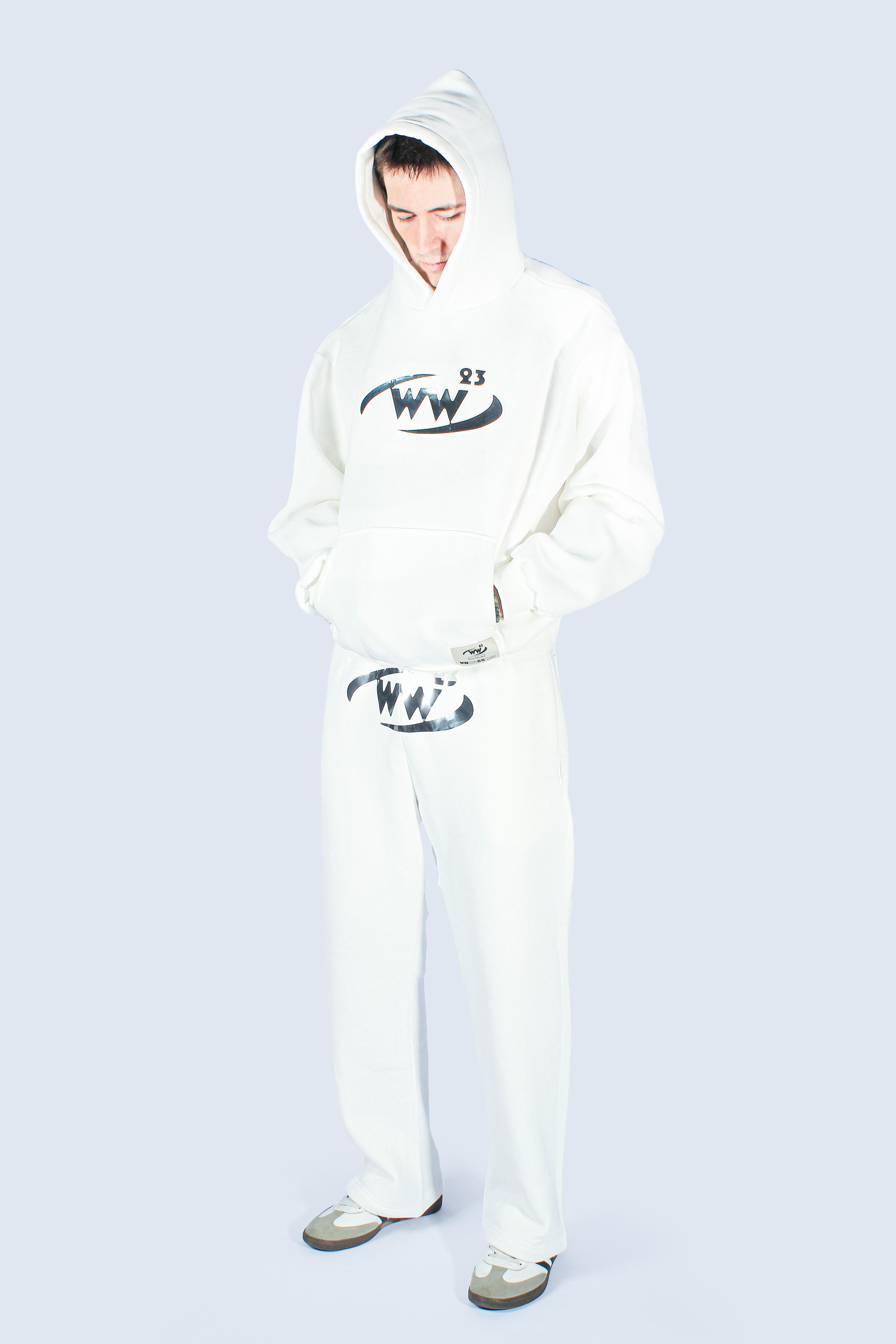 WUEN/WW23 WHITE HOODIE