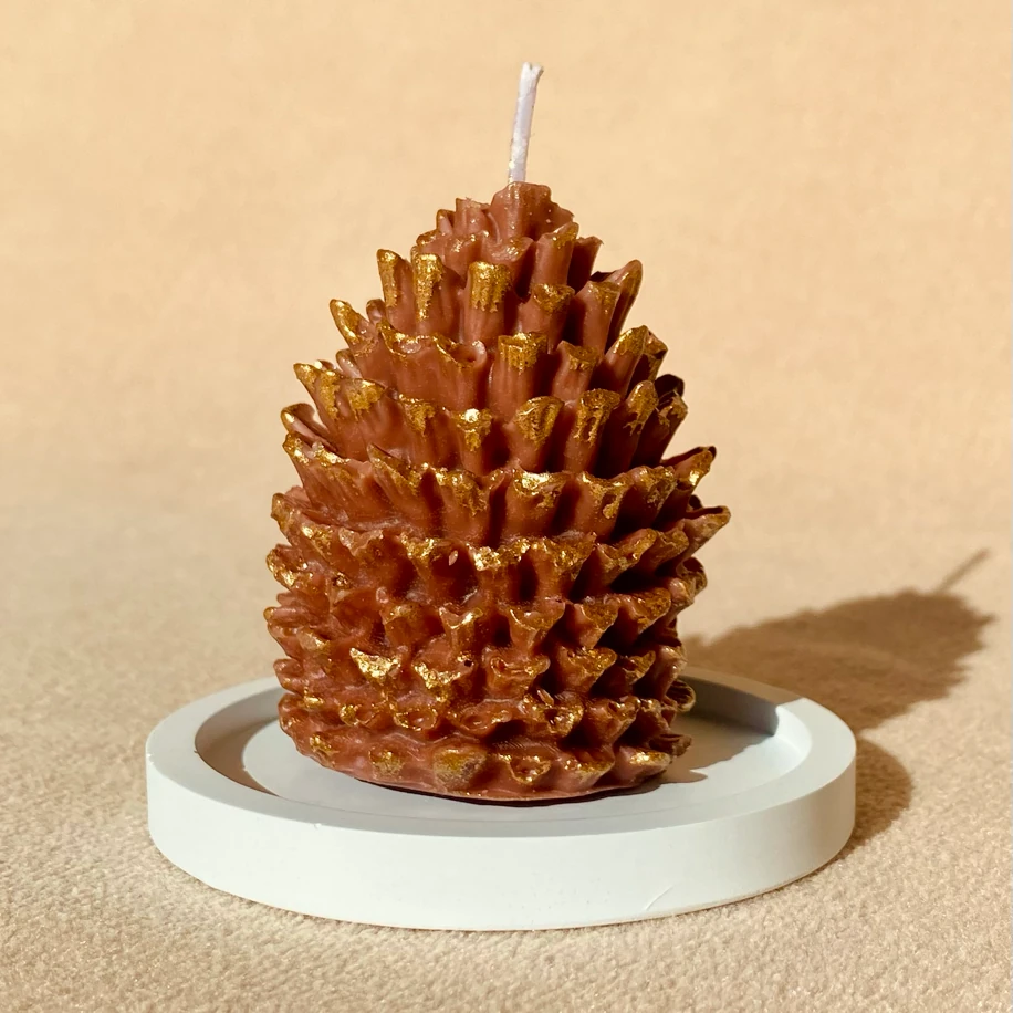 El Yapımı Gold Detaylı Kozalak Mum