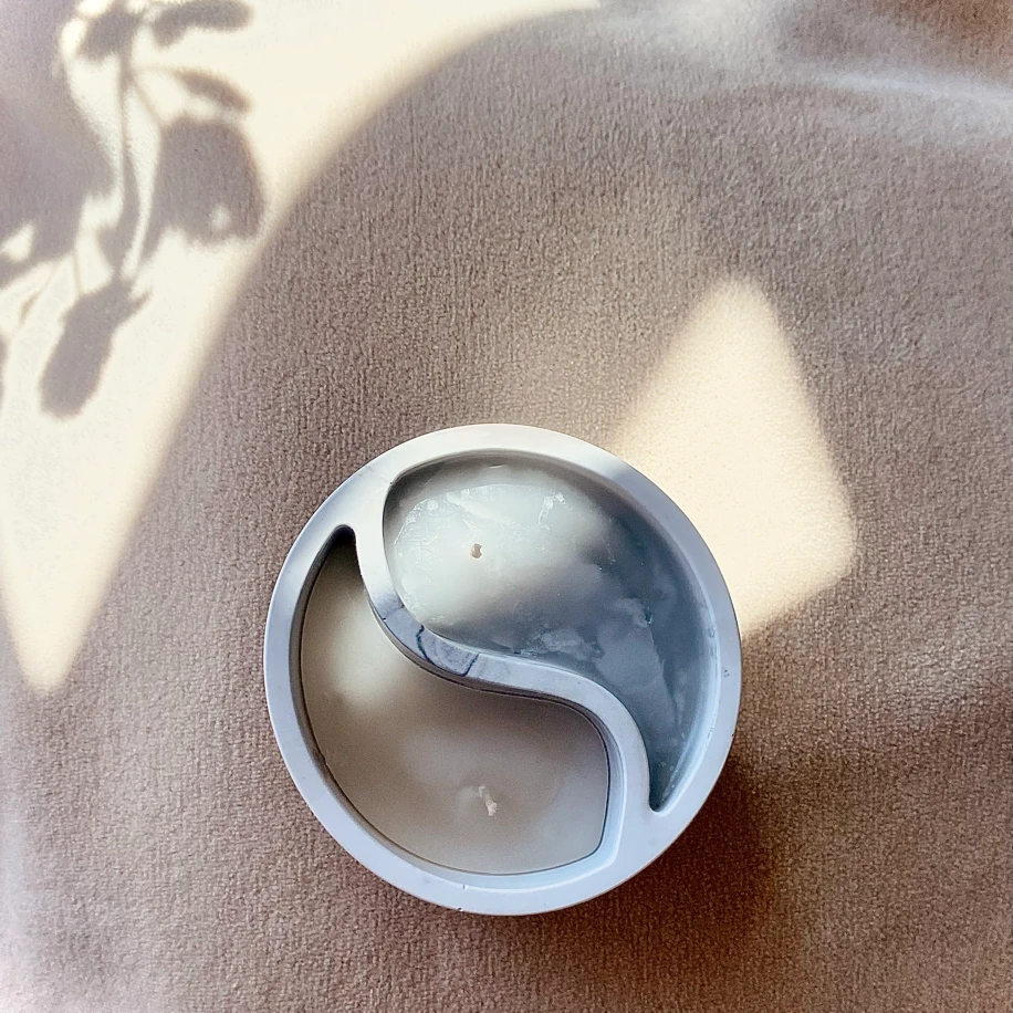 El Yapımı Dekoratif Yin–Yang Mum