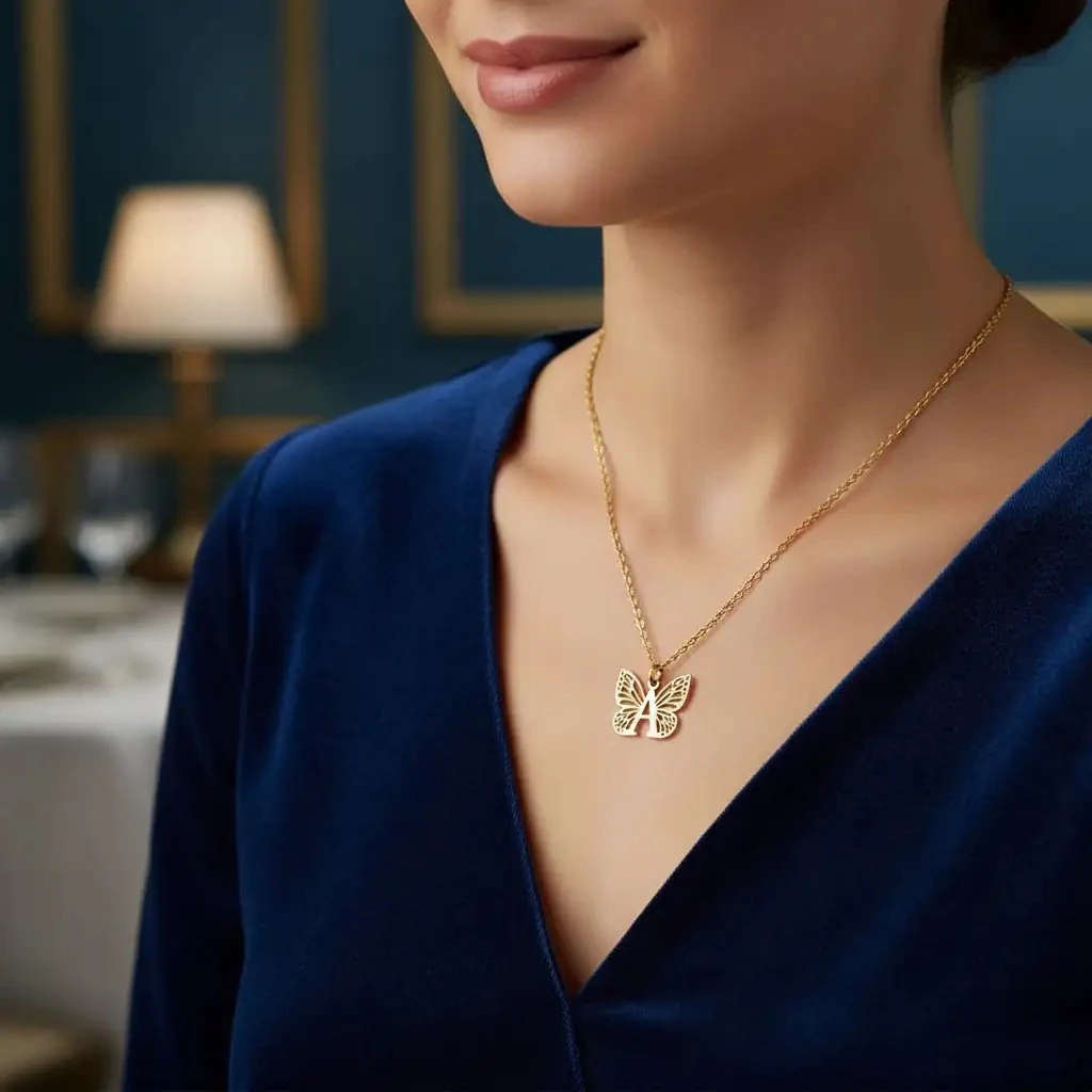 A Harfli Paslanmaz Çelik Kolye – Minimalist Niche Tasarım, Şık ve Dayanıklı Hediye Seçeneği