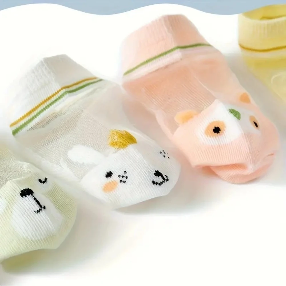 Tavşan Desenli 5’li Kısa Çorap Seti – Nefes Alabilen, Ter Dirençli Yazlık ve Baharlık Çoraplar