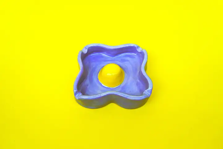 Bloom Kül Tablası