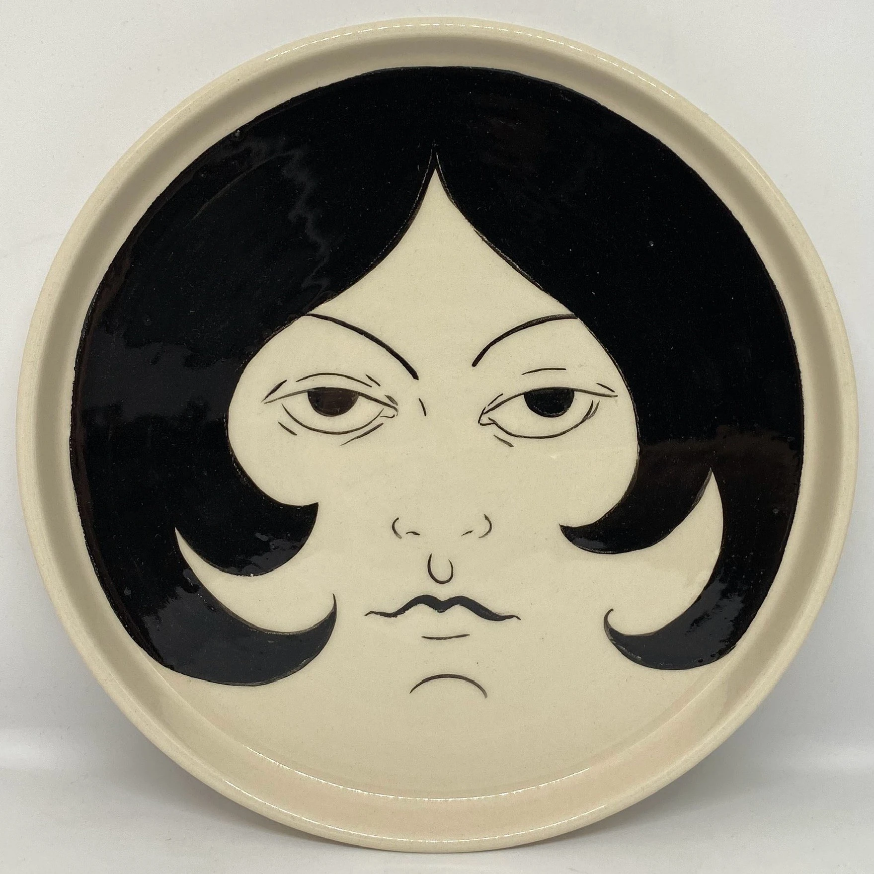 Gergin Yüzler / 01
