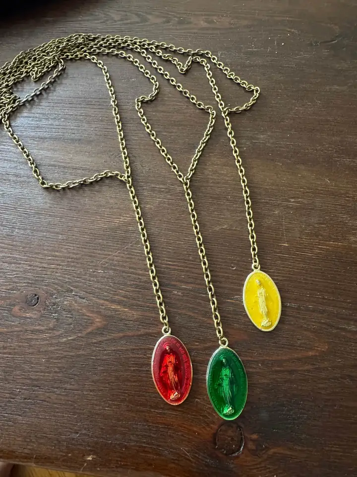 Rosary — Kırmızı