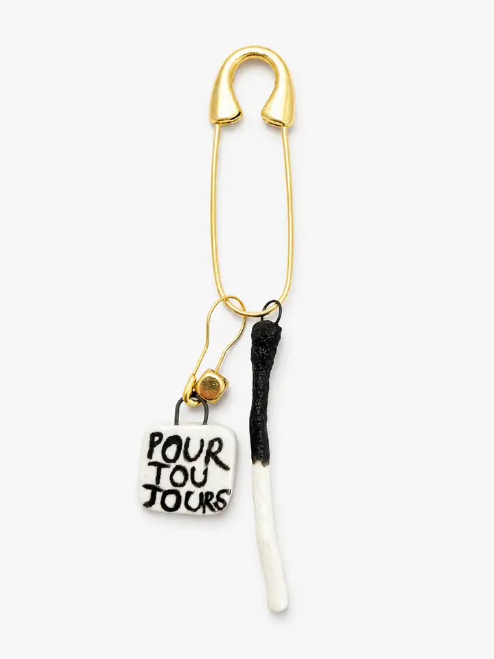 “Pour Toujours” & Kibrit Detaylı Charm Broş