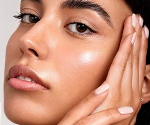 Acne Skin Care: A Journey to Smooth Skin with the Right Steps