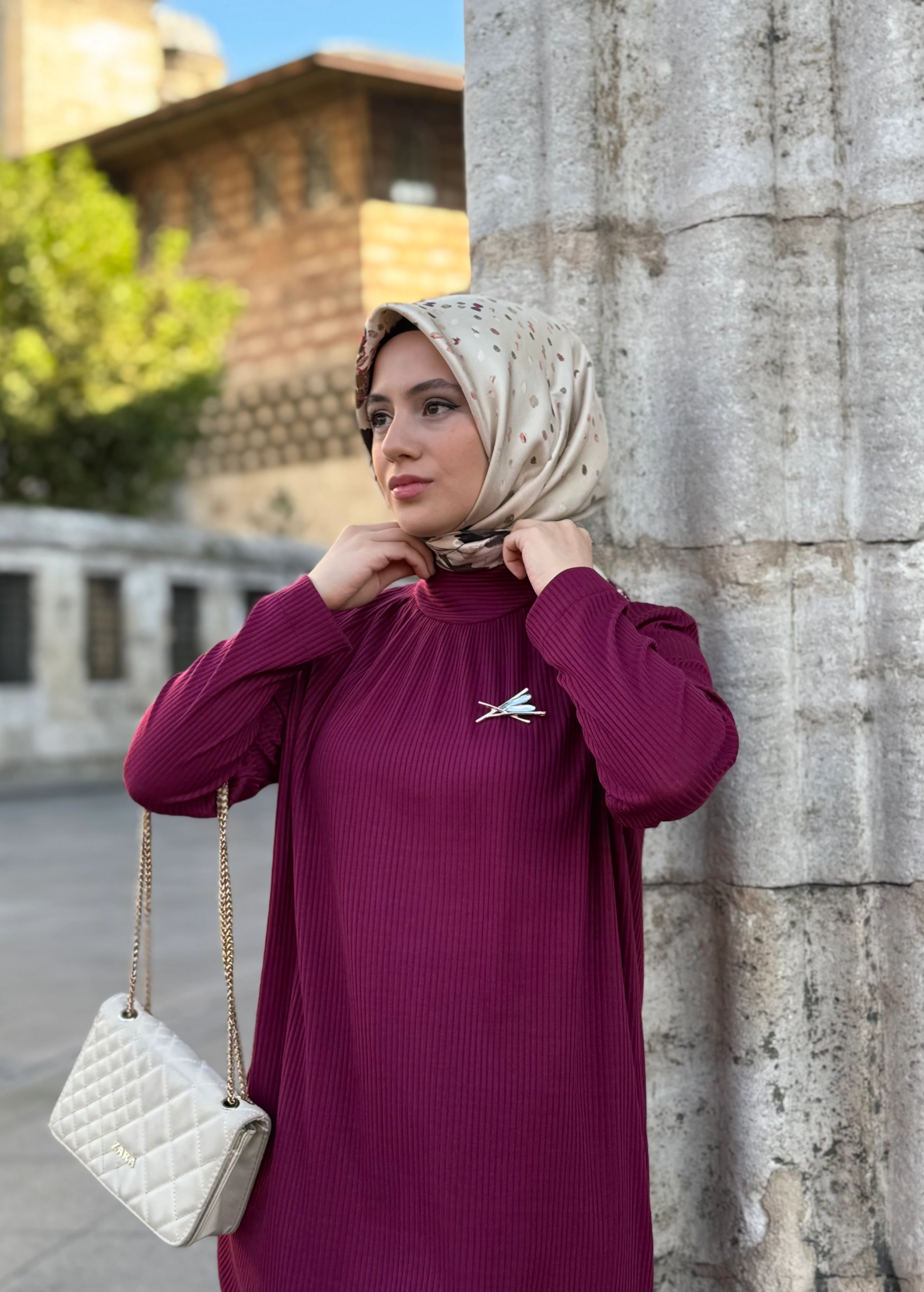 Broşlu Kaşkorse Takım