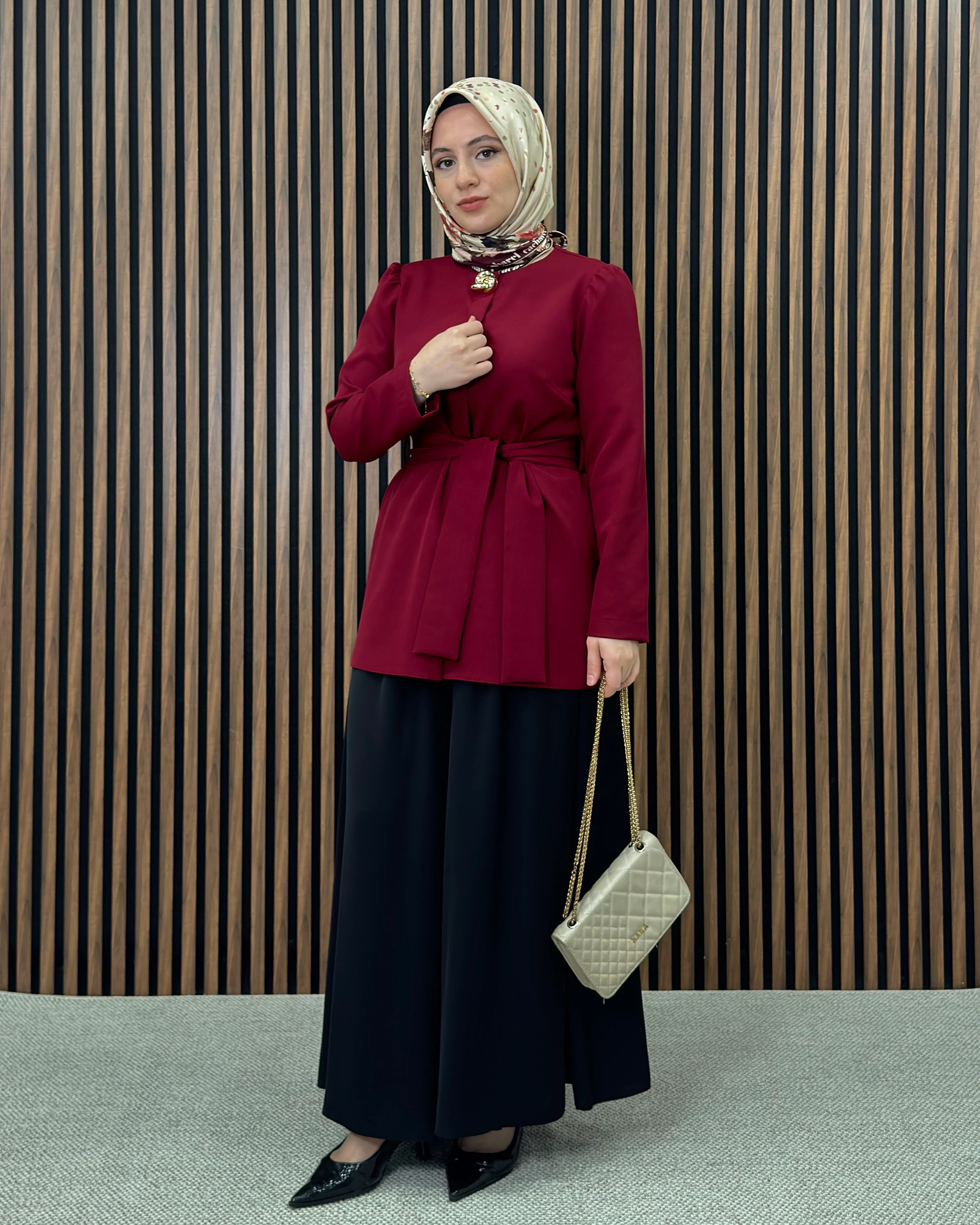 Gold Düğmeli Kemerli Ceket