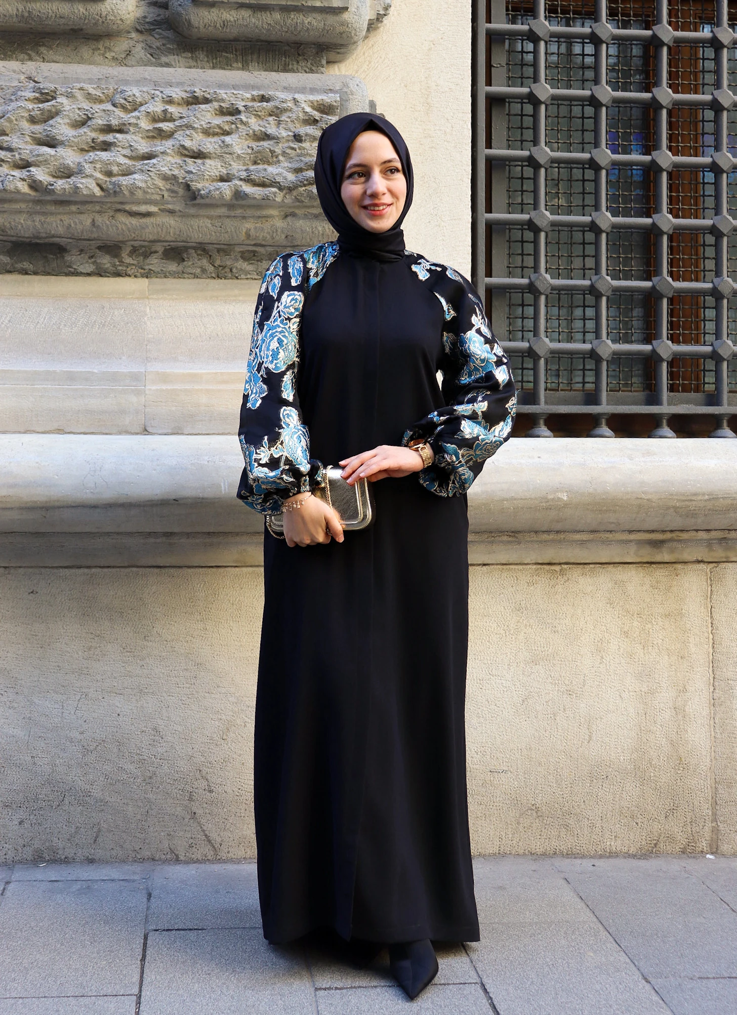 Mavi Desenli Reglan Kollu Ferace