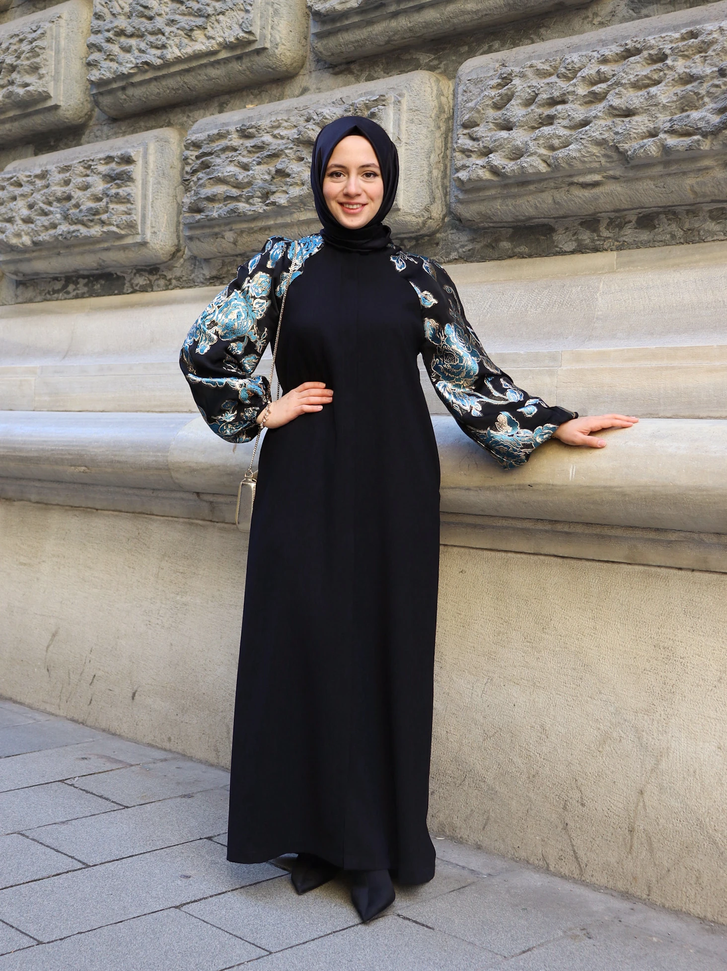 Mavi Desenli Reglan Kollu Ferace