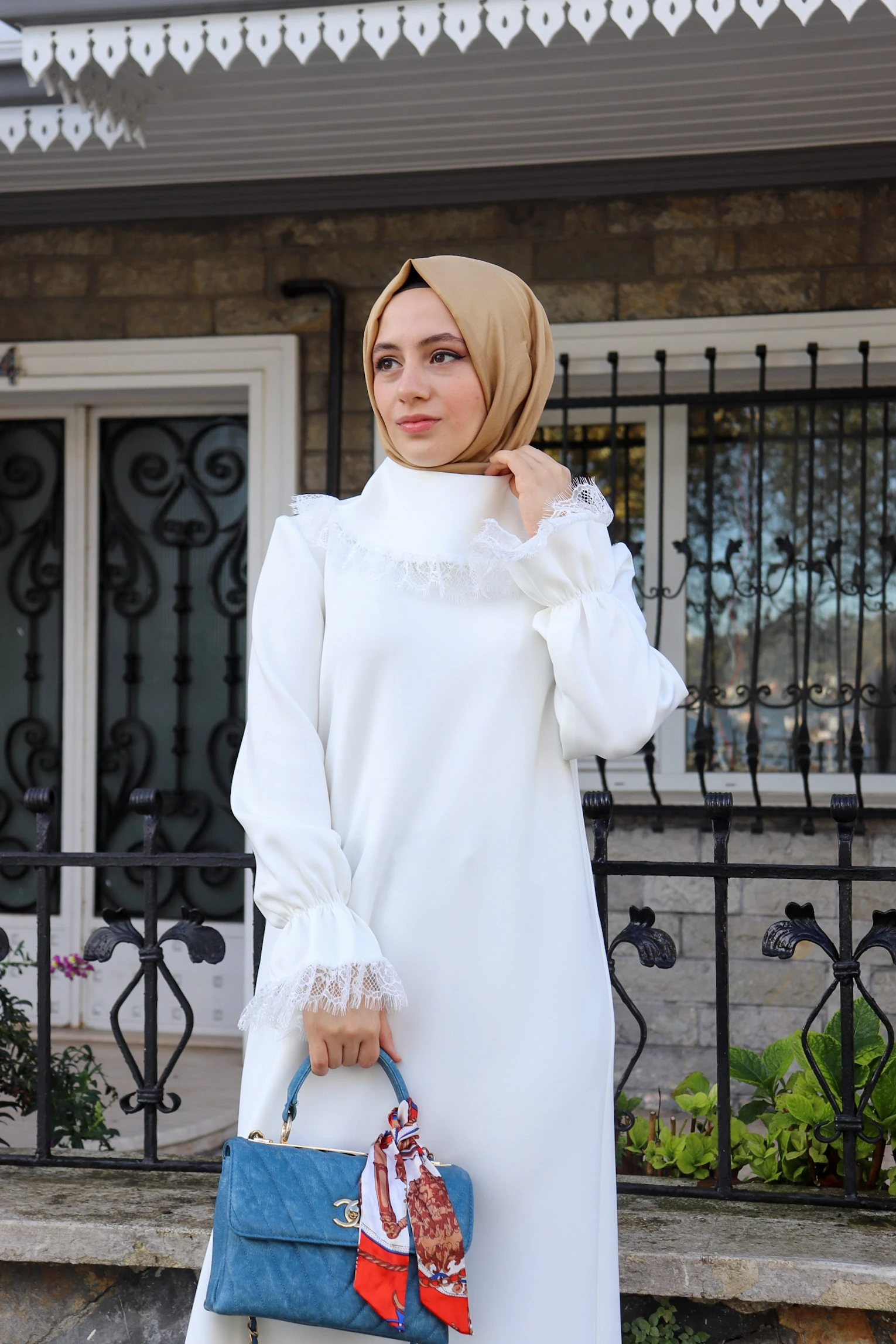 Devrik Yakalı Scuba Tunik Dantel Dty