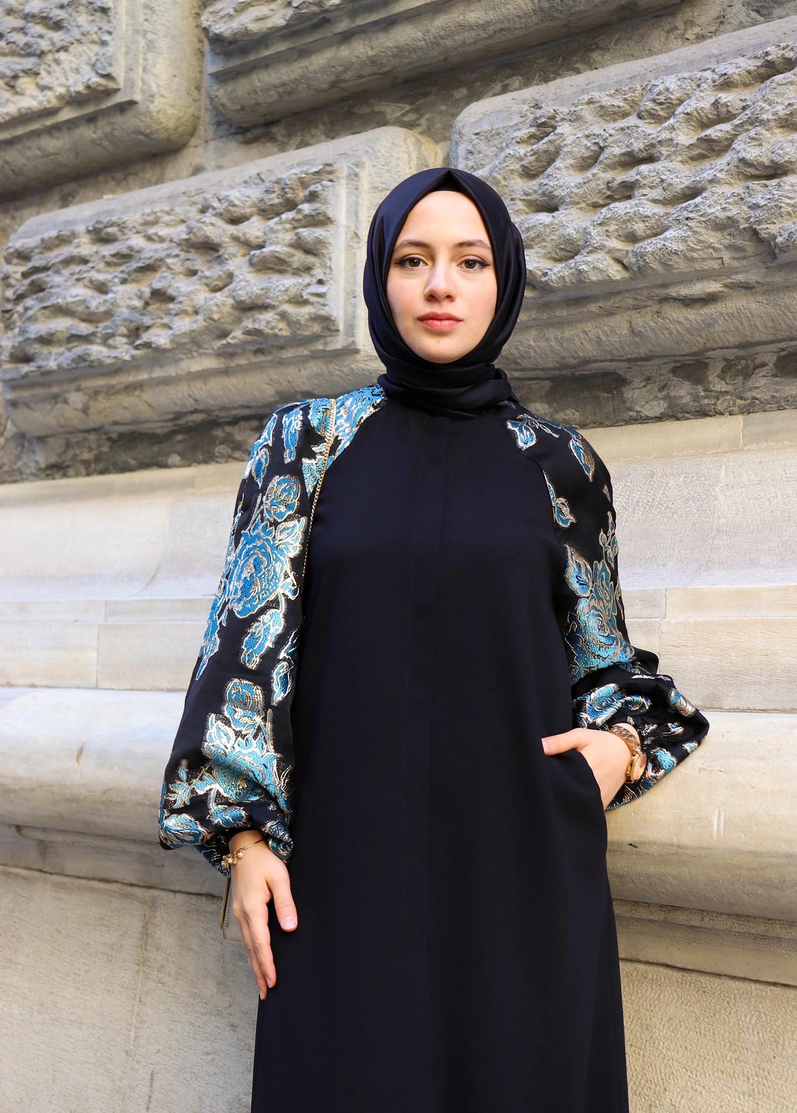 Mavi Desenli Reglan Kollu Ferace