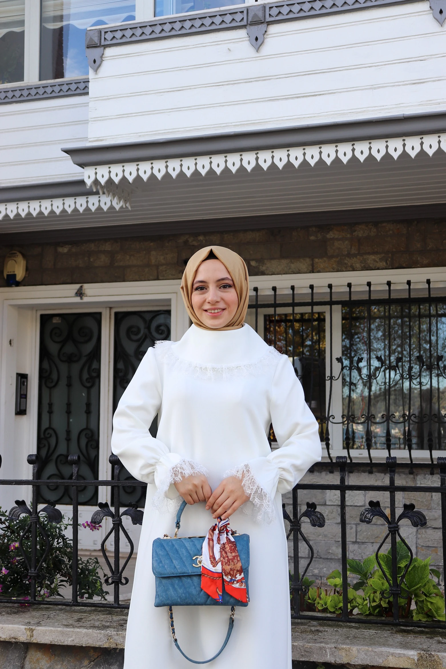 Devrik Yakalı Scuba Tunik Dantel Dty