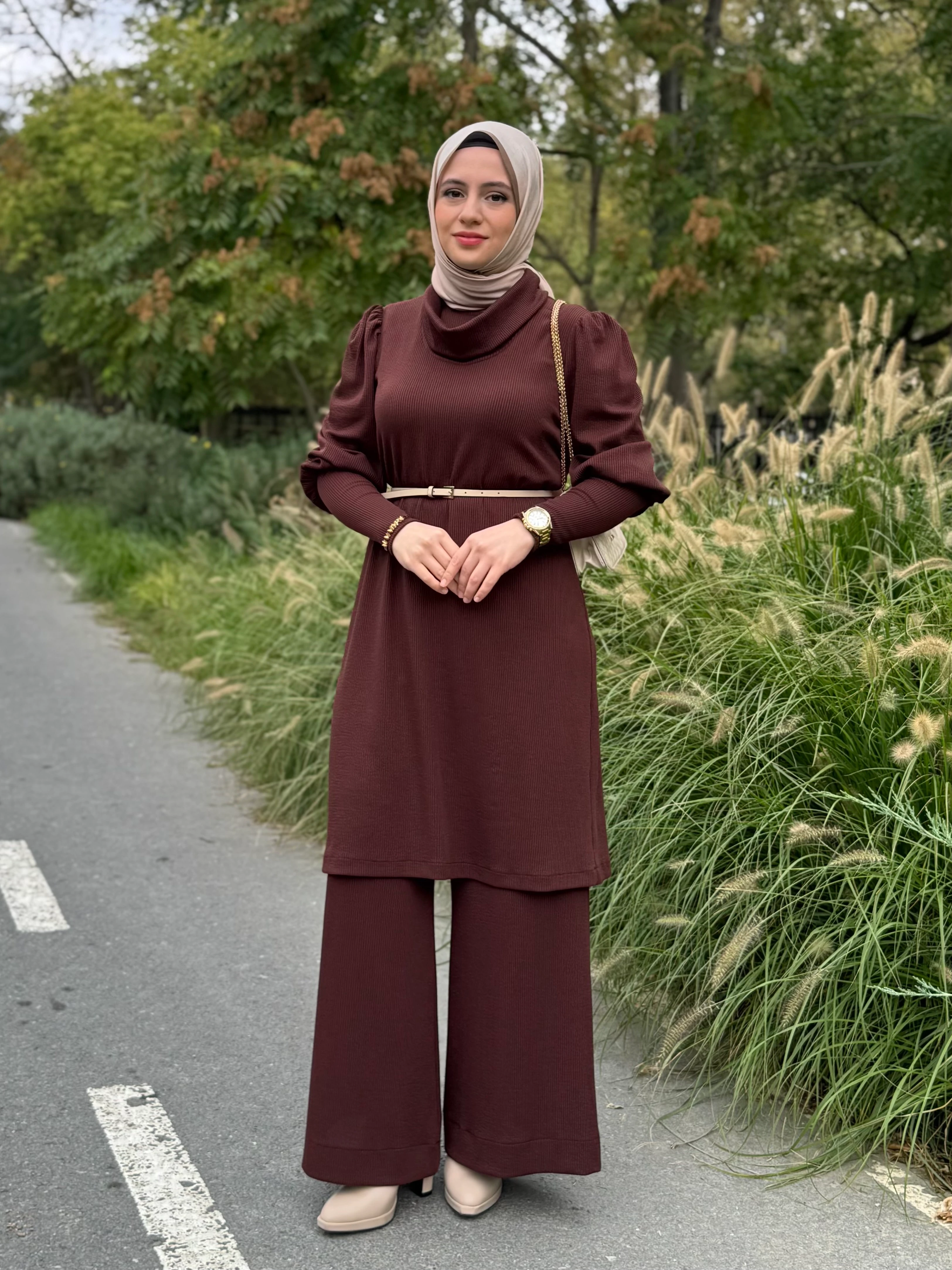 Devrik Yakalı Örgü Takım