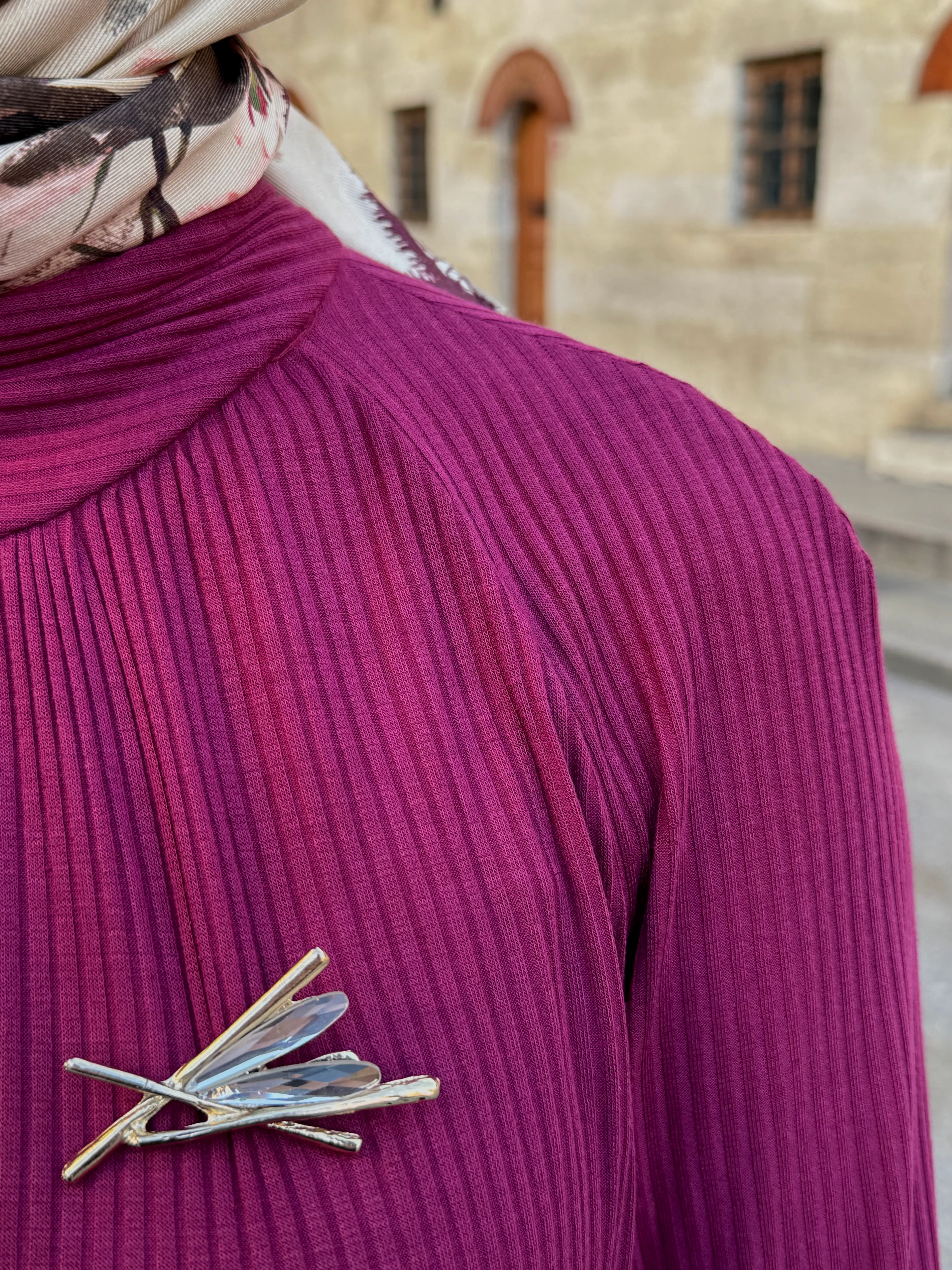 Broşlu Kaşkorse Takım