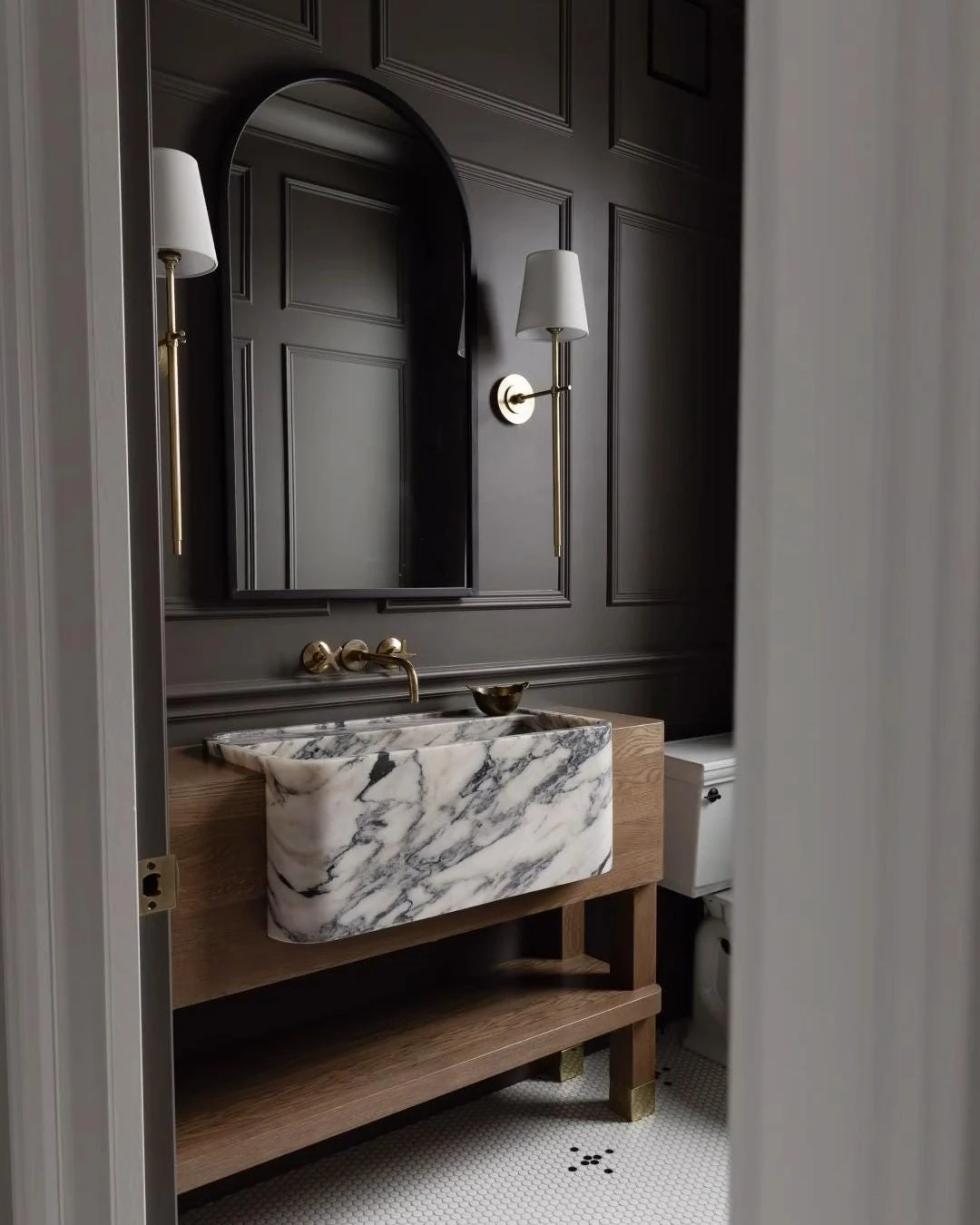 Modern -Minimalist Design Calacatta Viola Marble Sink :A Unique Work of Art for Your Bathroom