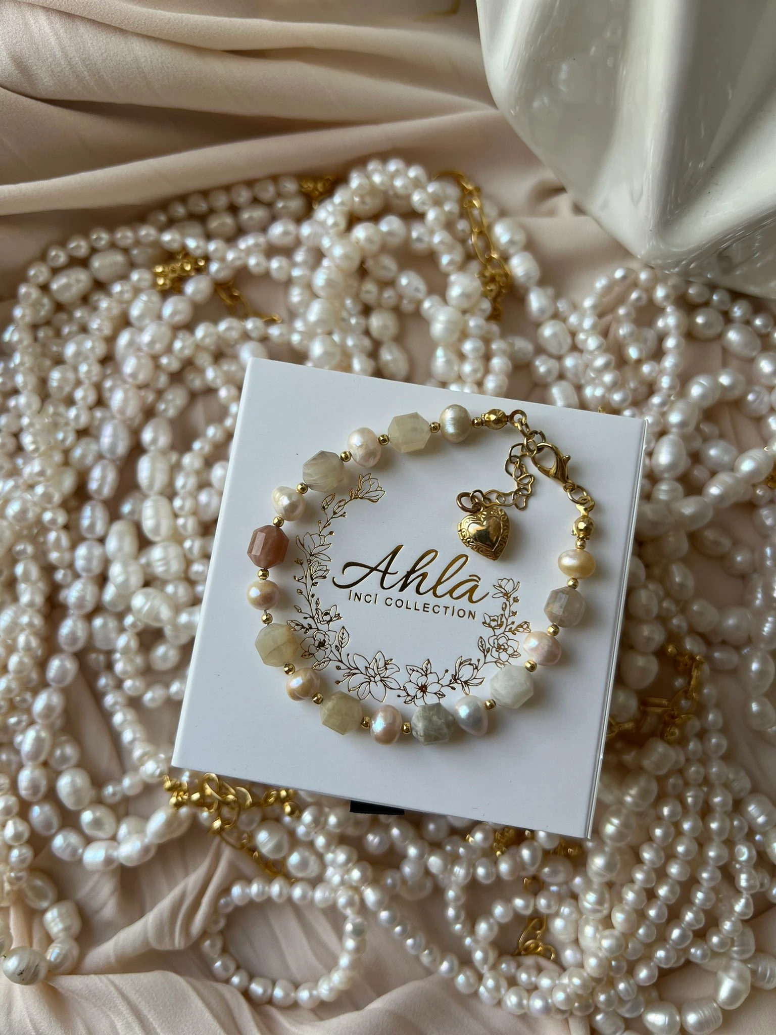 AY TAŞI İNCİ BİLEKLİK