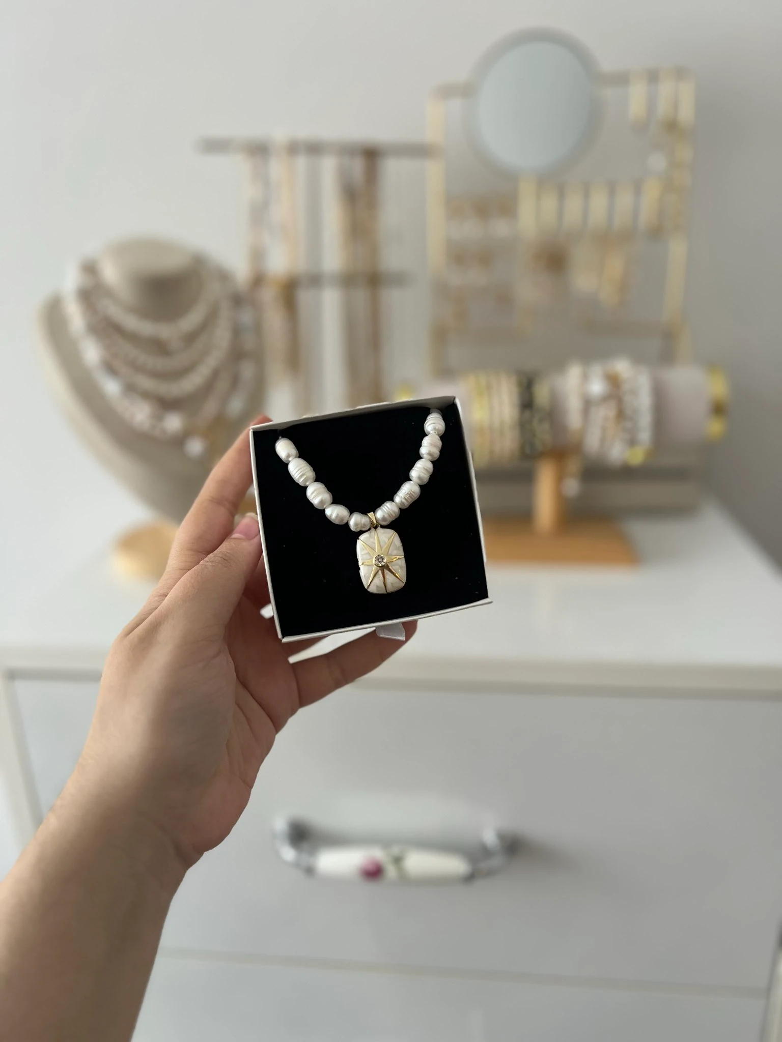 KAPAKLI İNCİ KOLYE (İÇERİSİNE FOTOĞRAF KOYABİLİRSİNİZ)