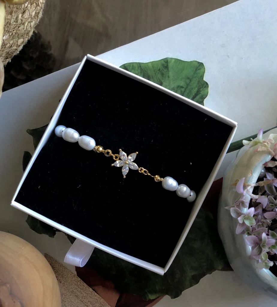 LOTUS İNCİ BİLEKLİK