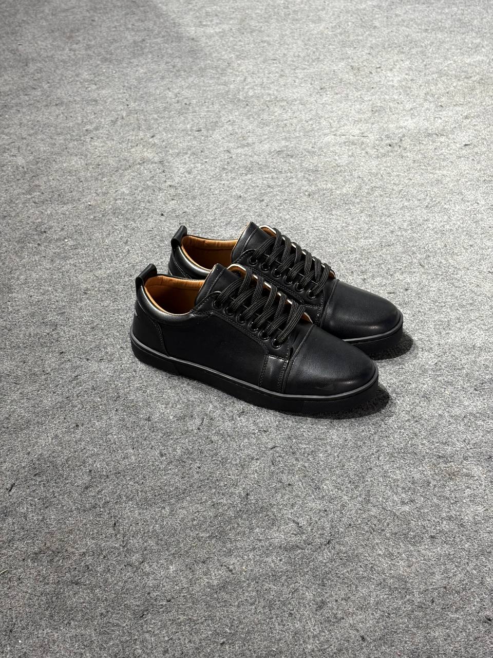 Kırmızı Tabanlı Sneaker
