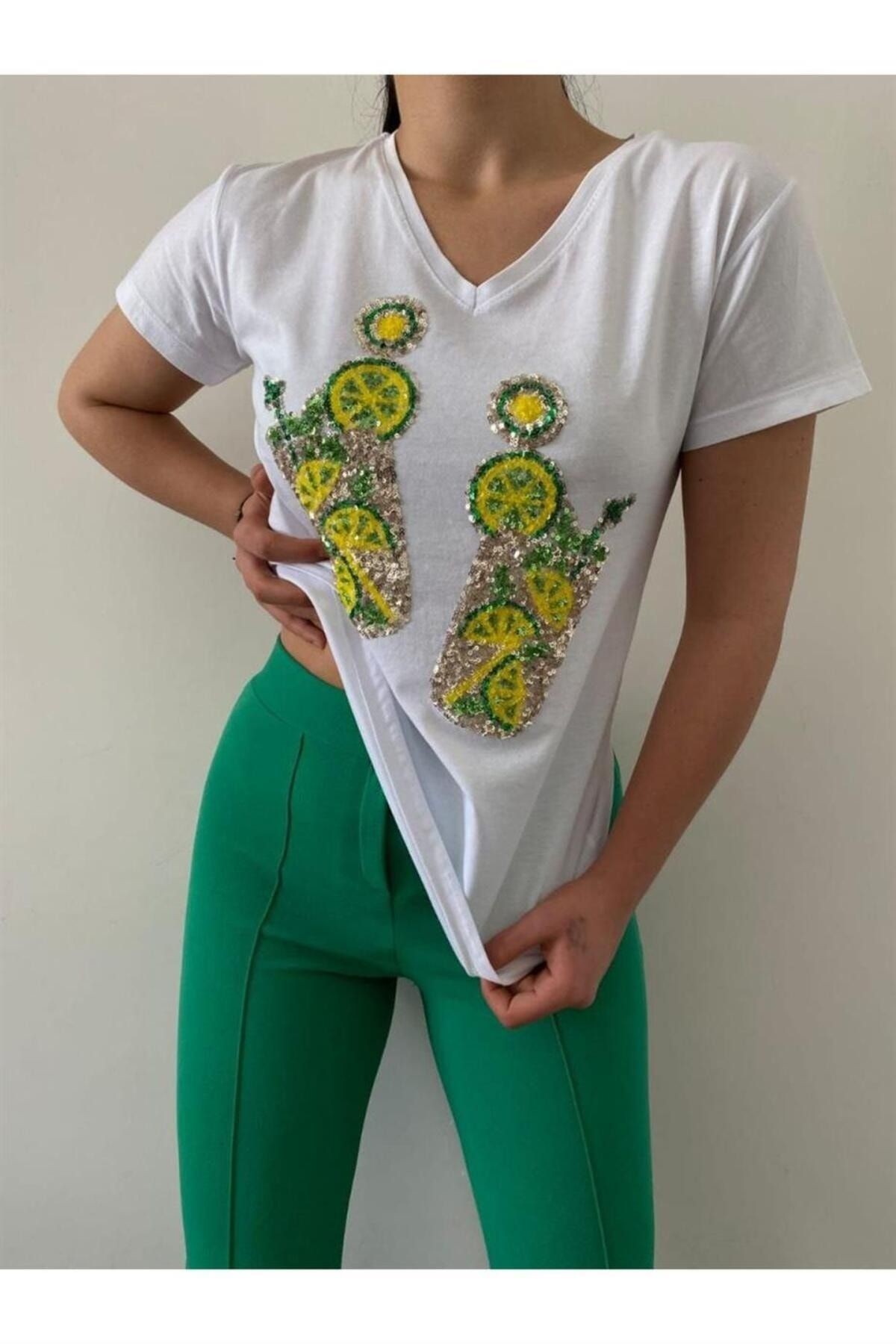 Içeçek Desenli T-shirt