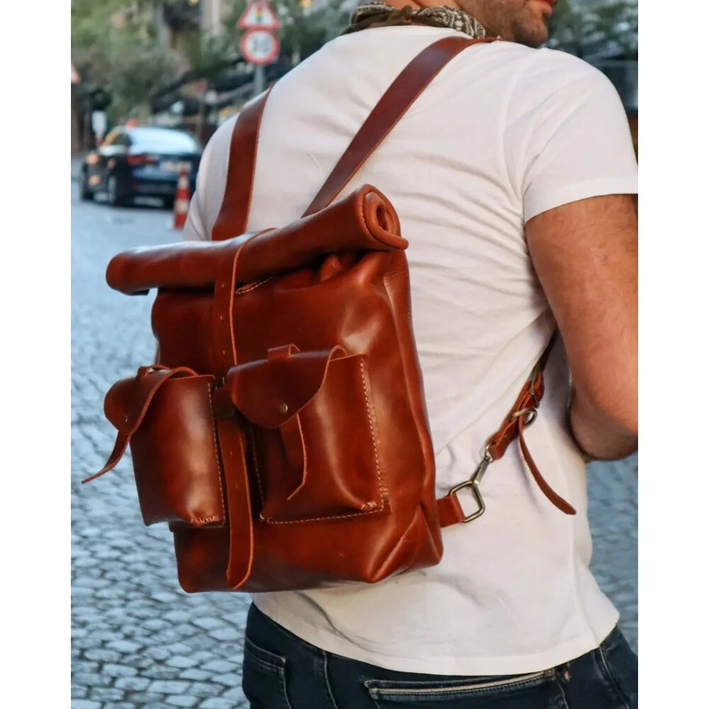 DERİ SIRT ÇANTASI RB-02