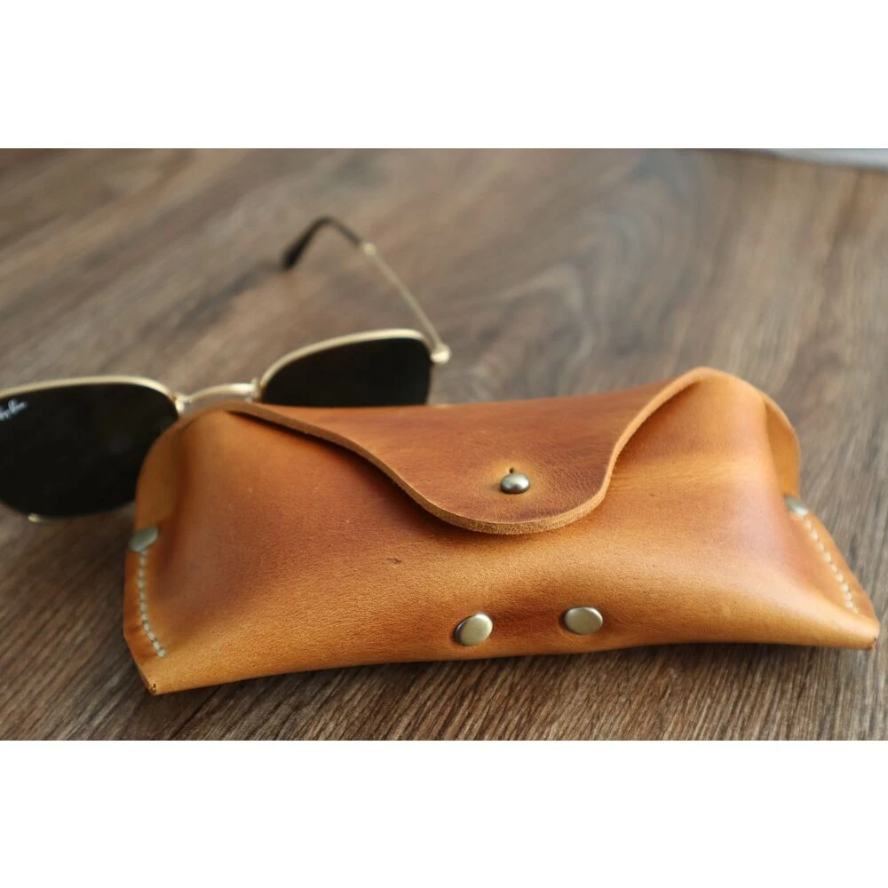 DERİ GÖZLÜK KILIFI