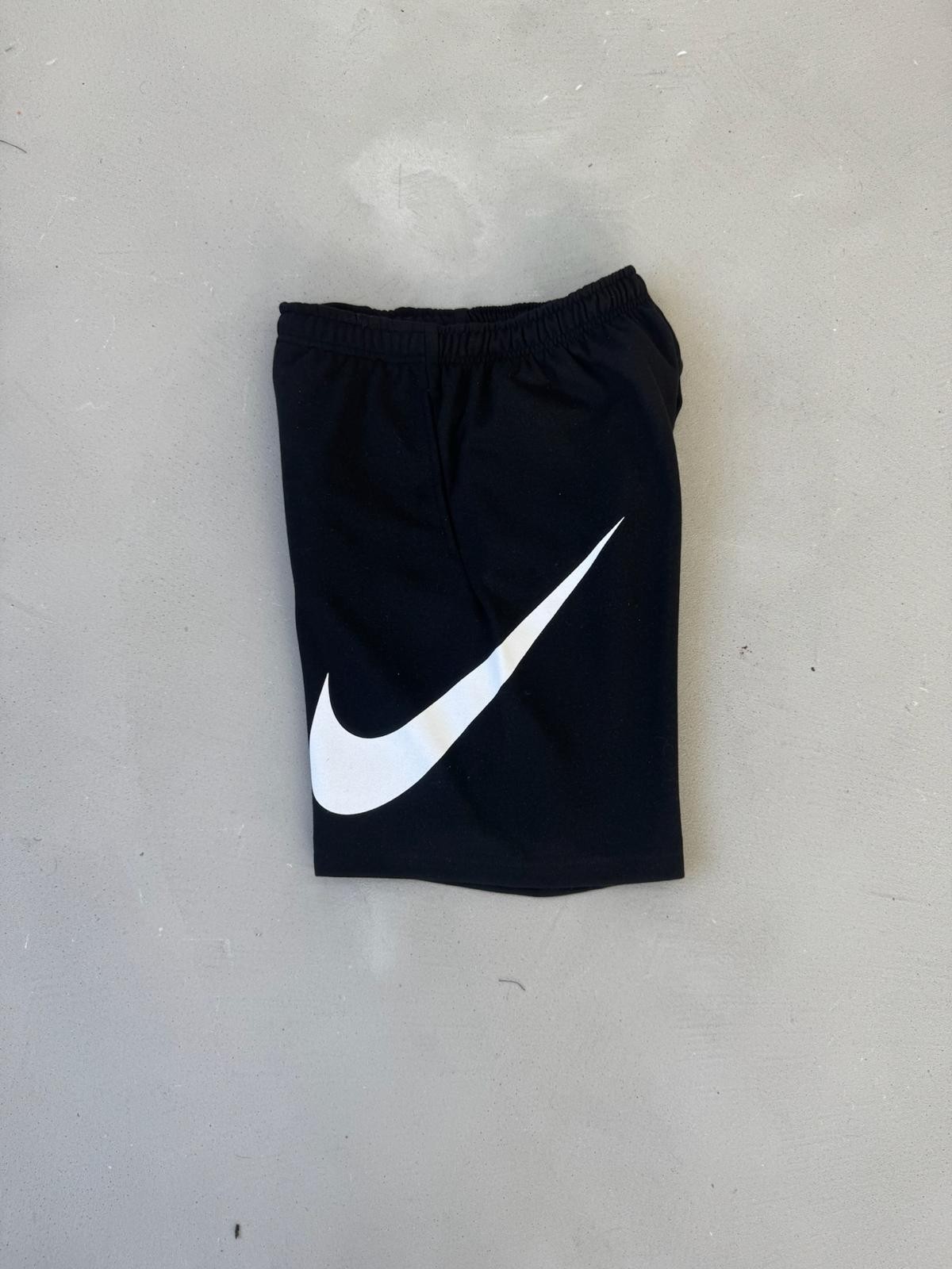 Nike Big Swoosh Şort