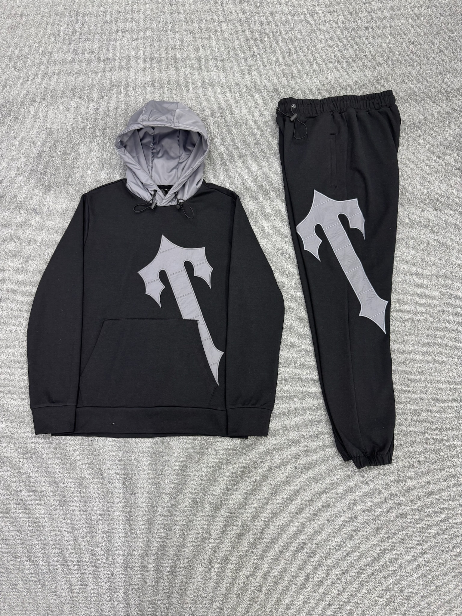 Trapstar T Logolu Eşofman Takımı - Siyah-Gri