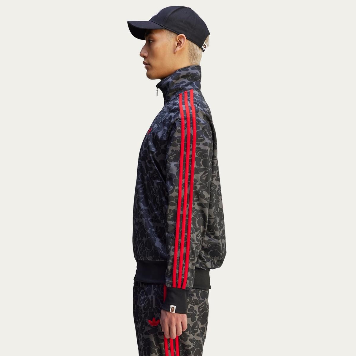 A Bathing Ape x Adidas Eşofman Takımı