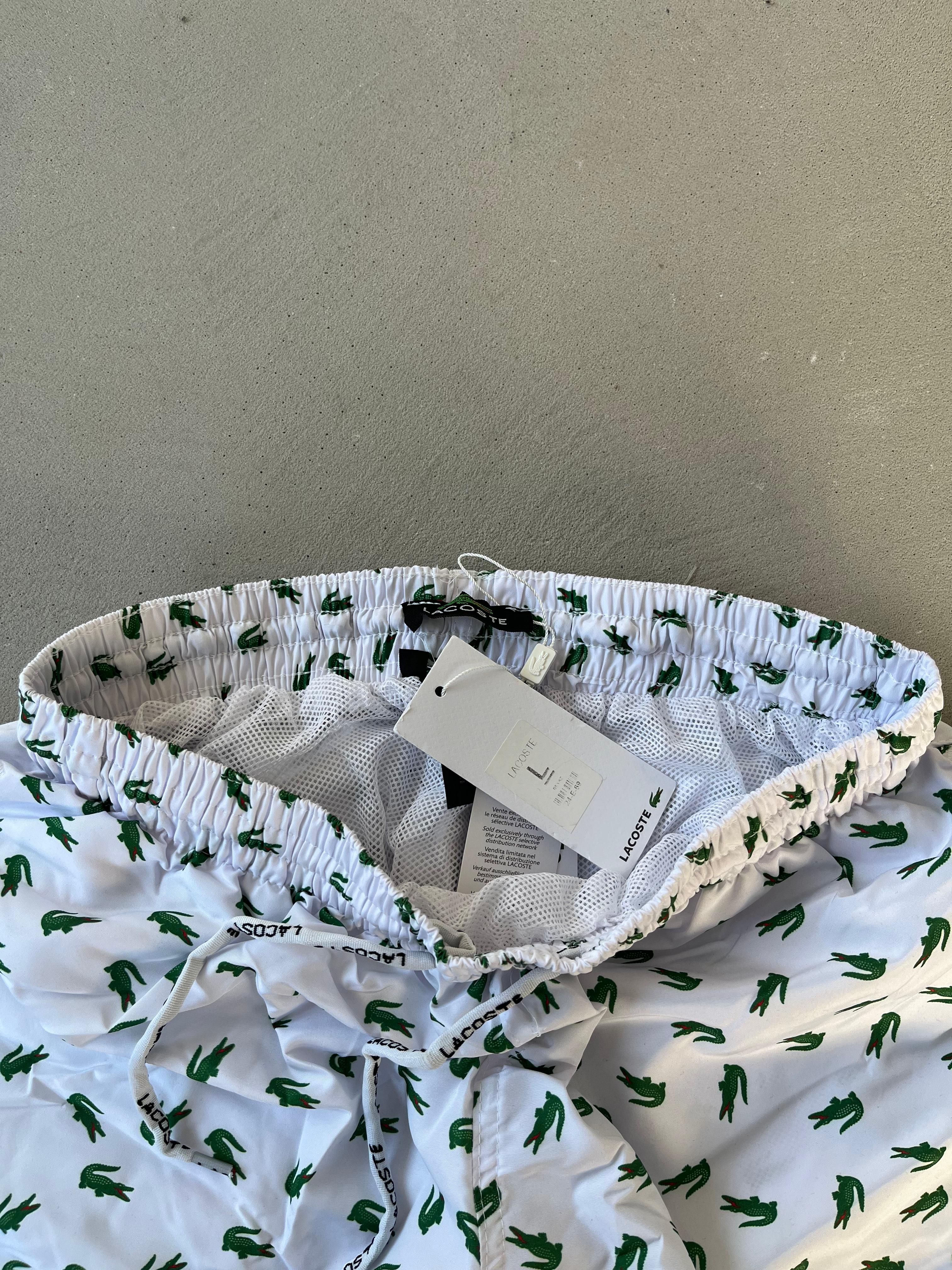Lacoste Deniz Şortu Beyaz Full Logo