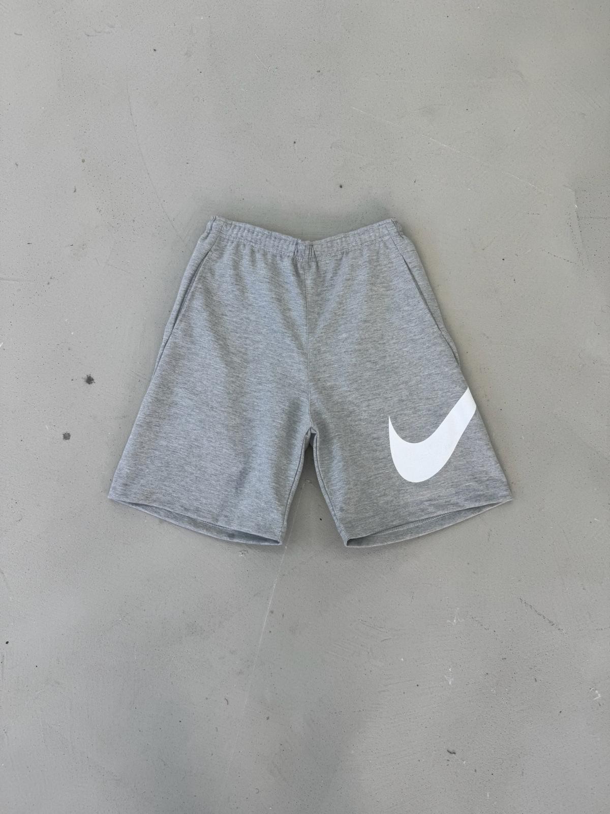 Nike Big Swoosh Şort - Gri