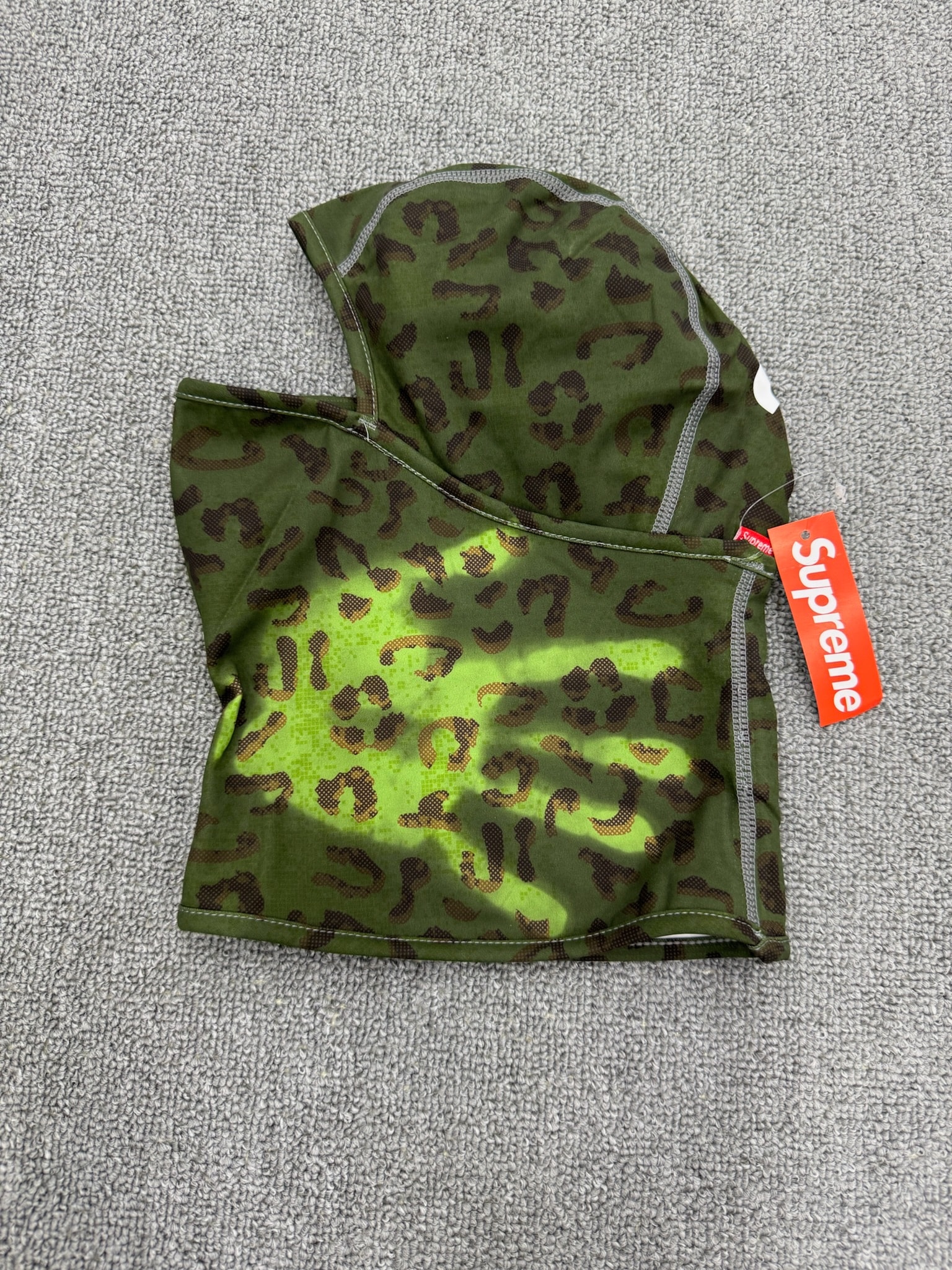 Supreme Maske 
