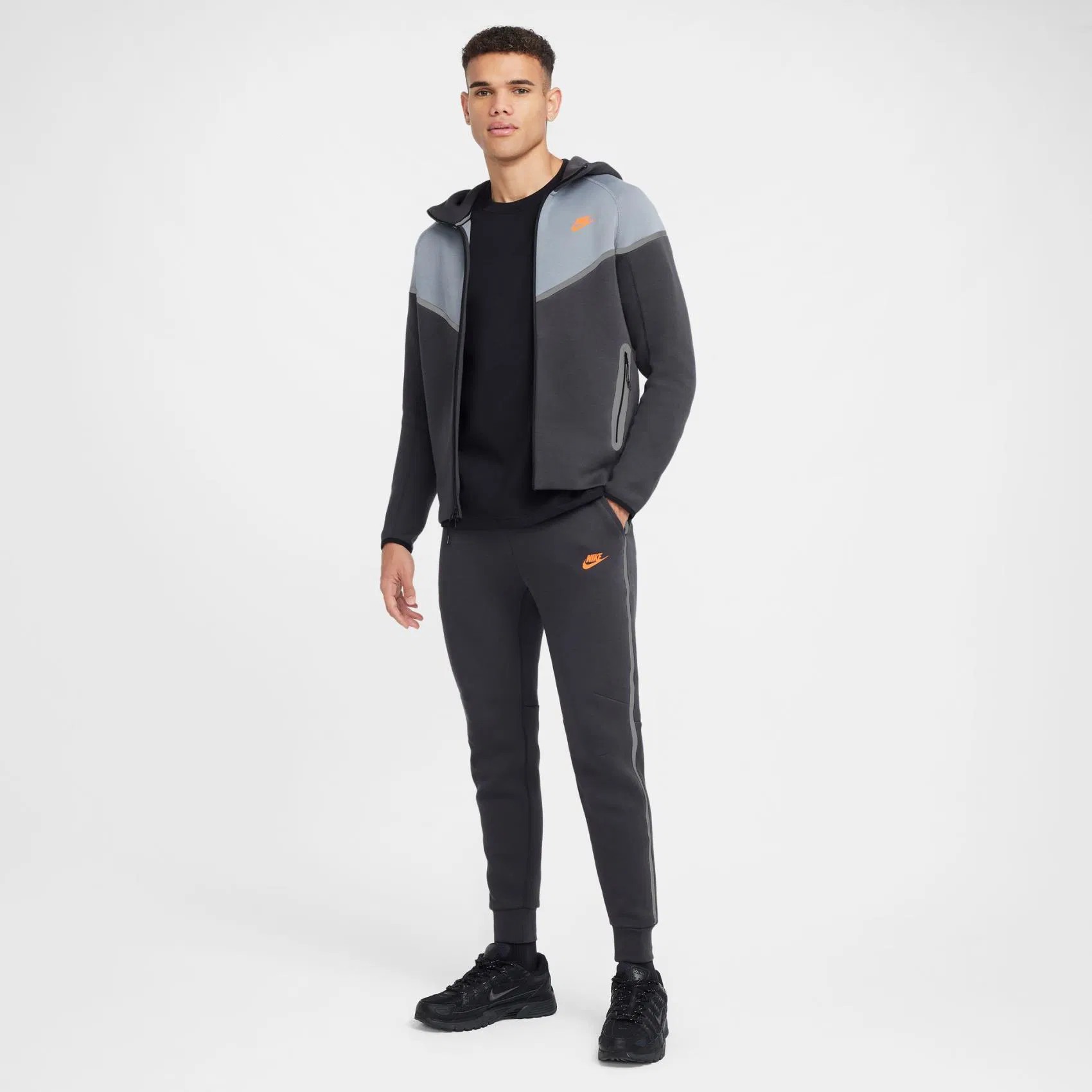 NK Tech Fleece 2025 - Turuncu Logo Reflektör