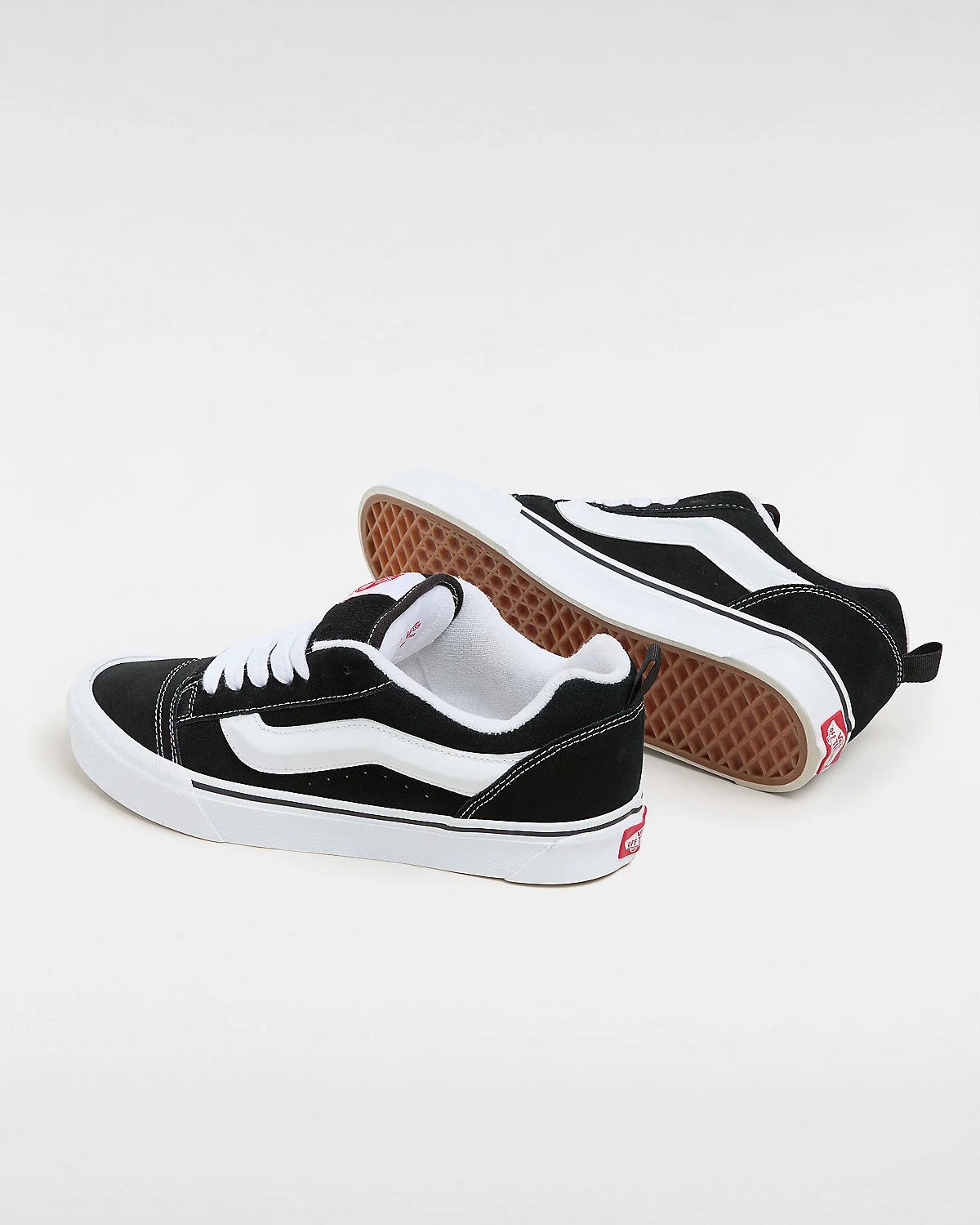 Vans Knu Skool