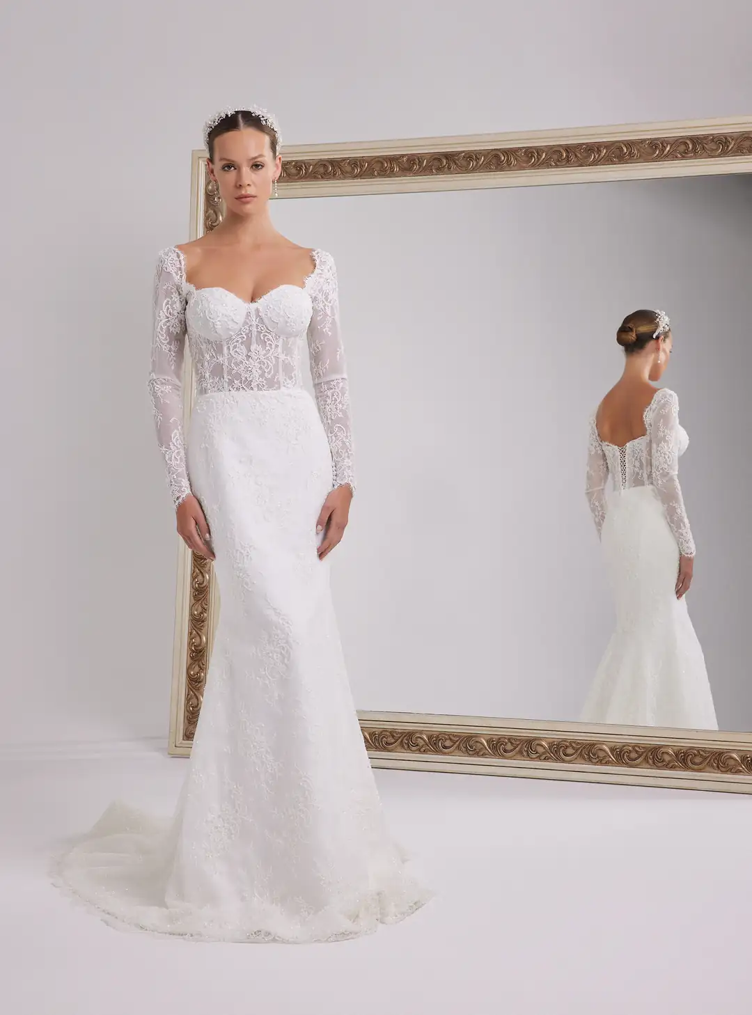 Long Simple Sleeve Wedding Dress Classic Mermaid Fit Gown