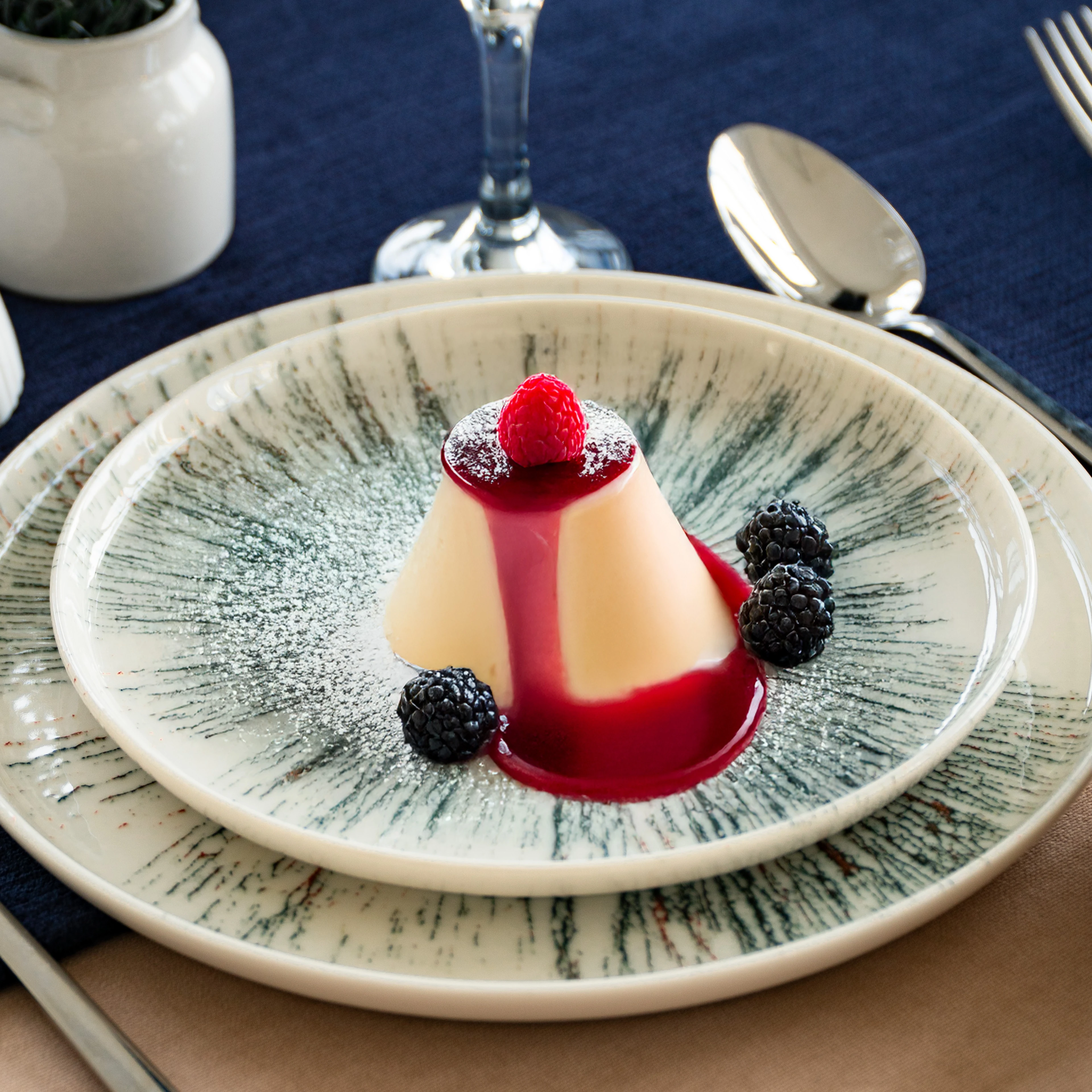 Mira Servizio di Piatti Porcellana