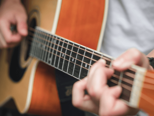 Akustik Gitar Tellerinin Görünümü