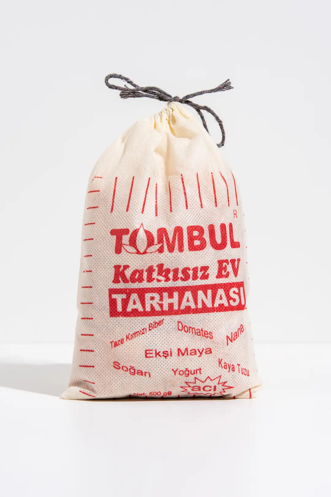 Rus mushuk onlayn yuziga otirdi Keksa ayollar va yigitlar ortasidagi qopol jinsiy aloqani aks ettiruvchi porno video