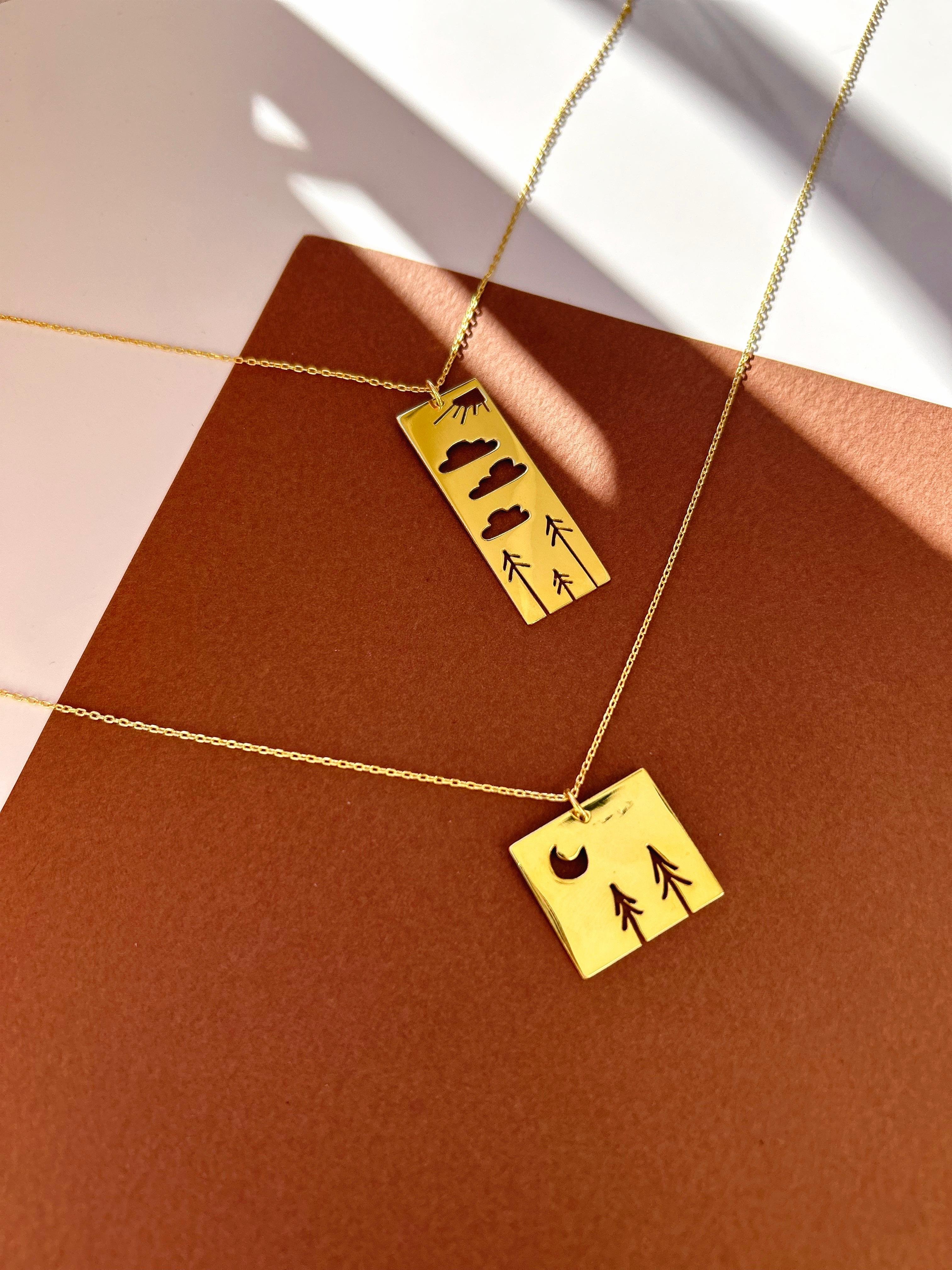 DOGA NECKLACE