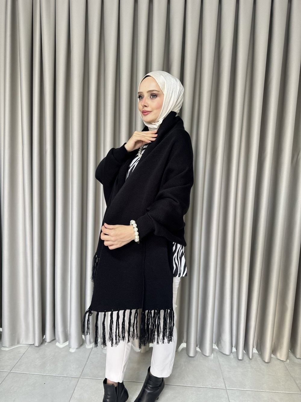 Kollu Triko Şal Siyah